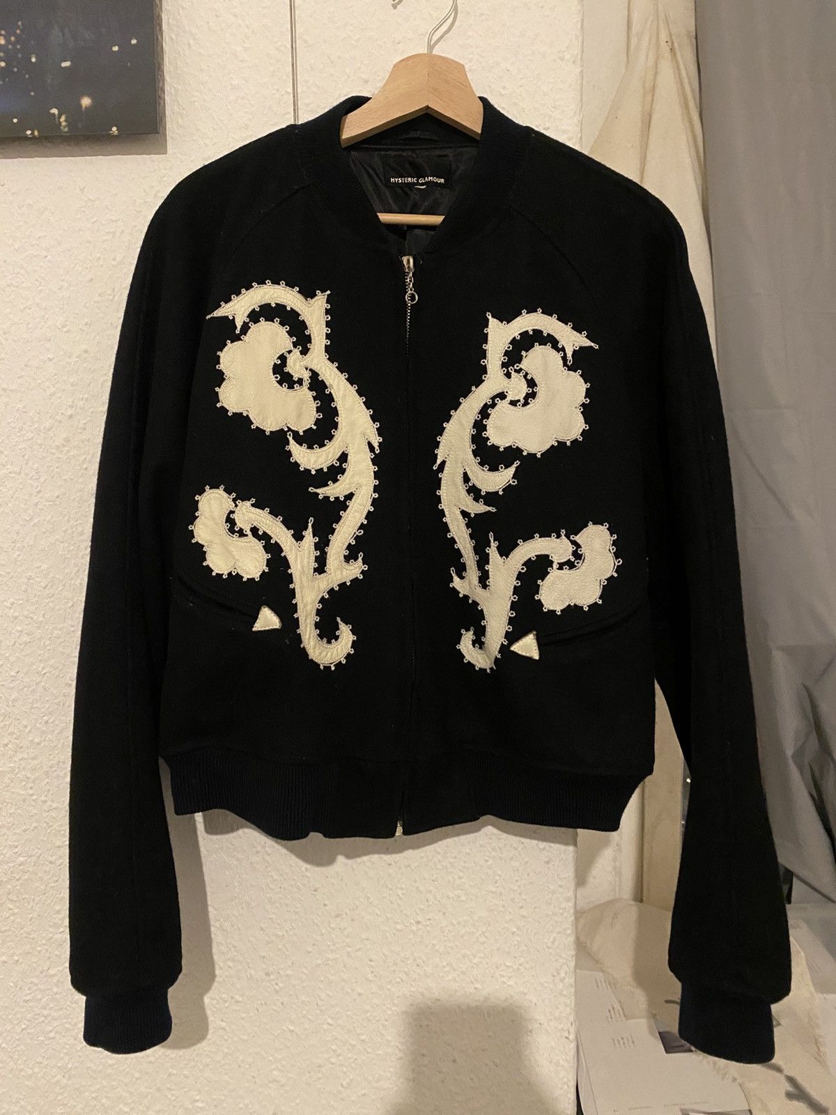 Hysteric Glamour Super rare 90s hysteric glamour cropped versity jacket Size US M / EU 48-50 / 2 - 1 Thumbnail