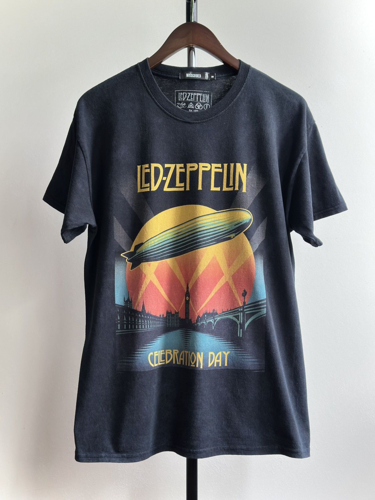Band Tees × Led Zeppelin × Vintage VINTAGE Y2K LED ZEPPELIN CELEBRATION DAY TEE Size US M / EU 48-50 / 2 - 1 Thumbnail