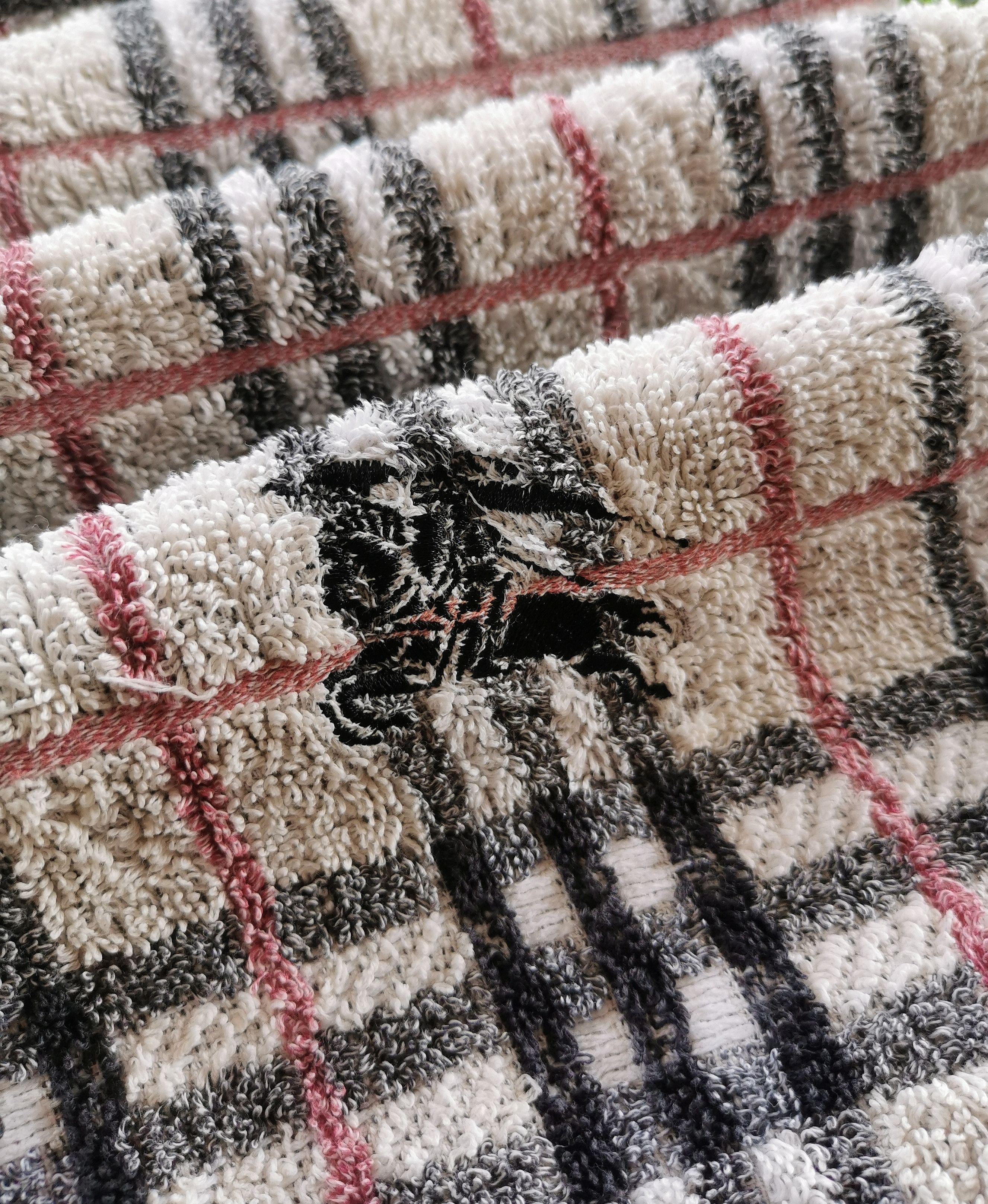 Burberry Check Burberry Shower Towels Size ONE SIZE - 2 Thumbnail
