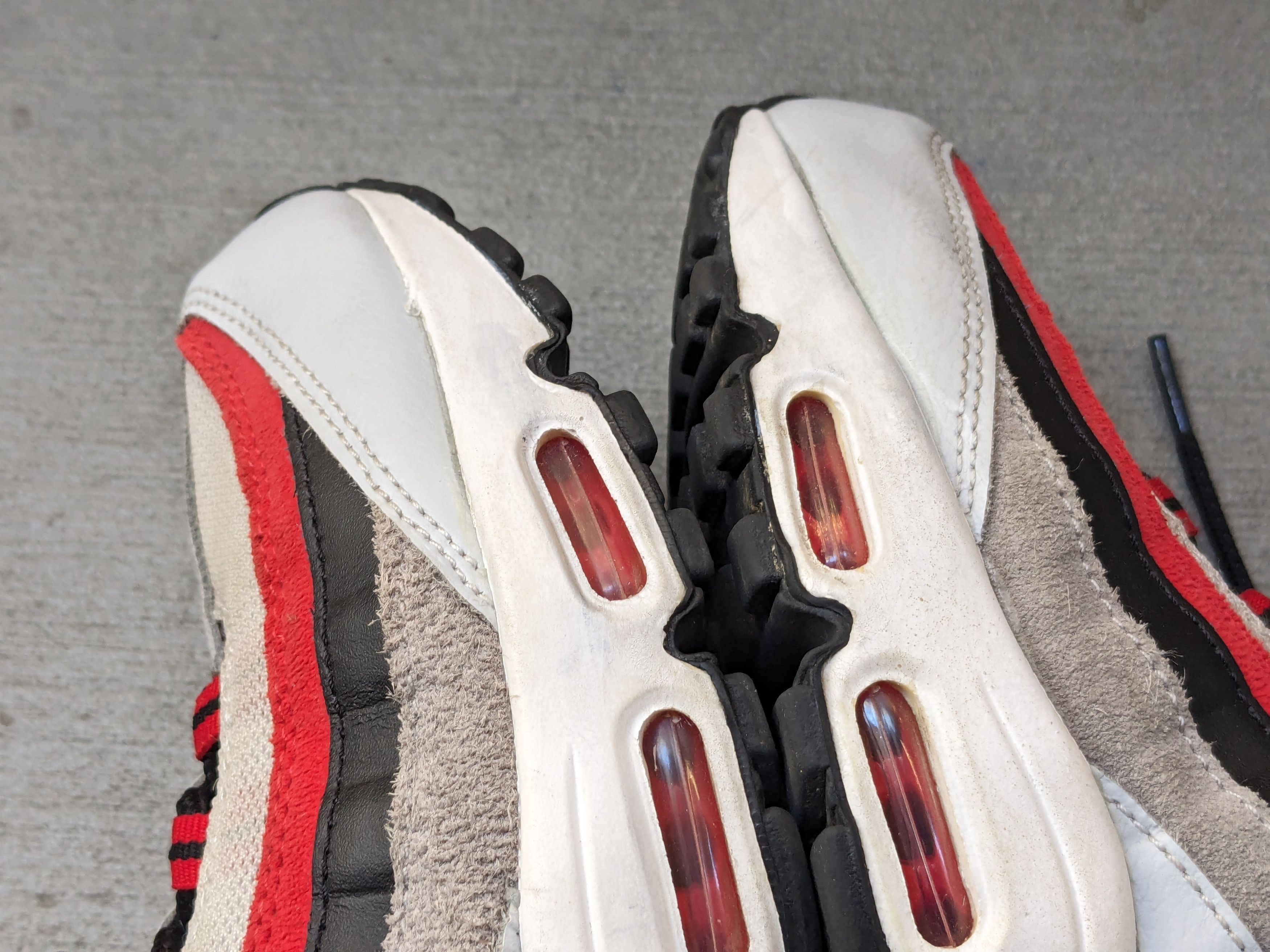 Nike Nike Air Max 95 White Red Gray 11.5 749766-601 Size US 11.5 / EU 44-45 - 6 Thumbnail