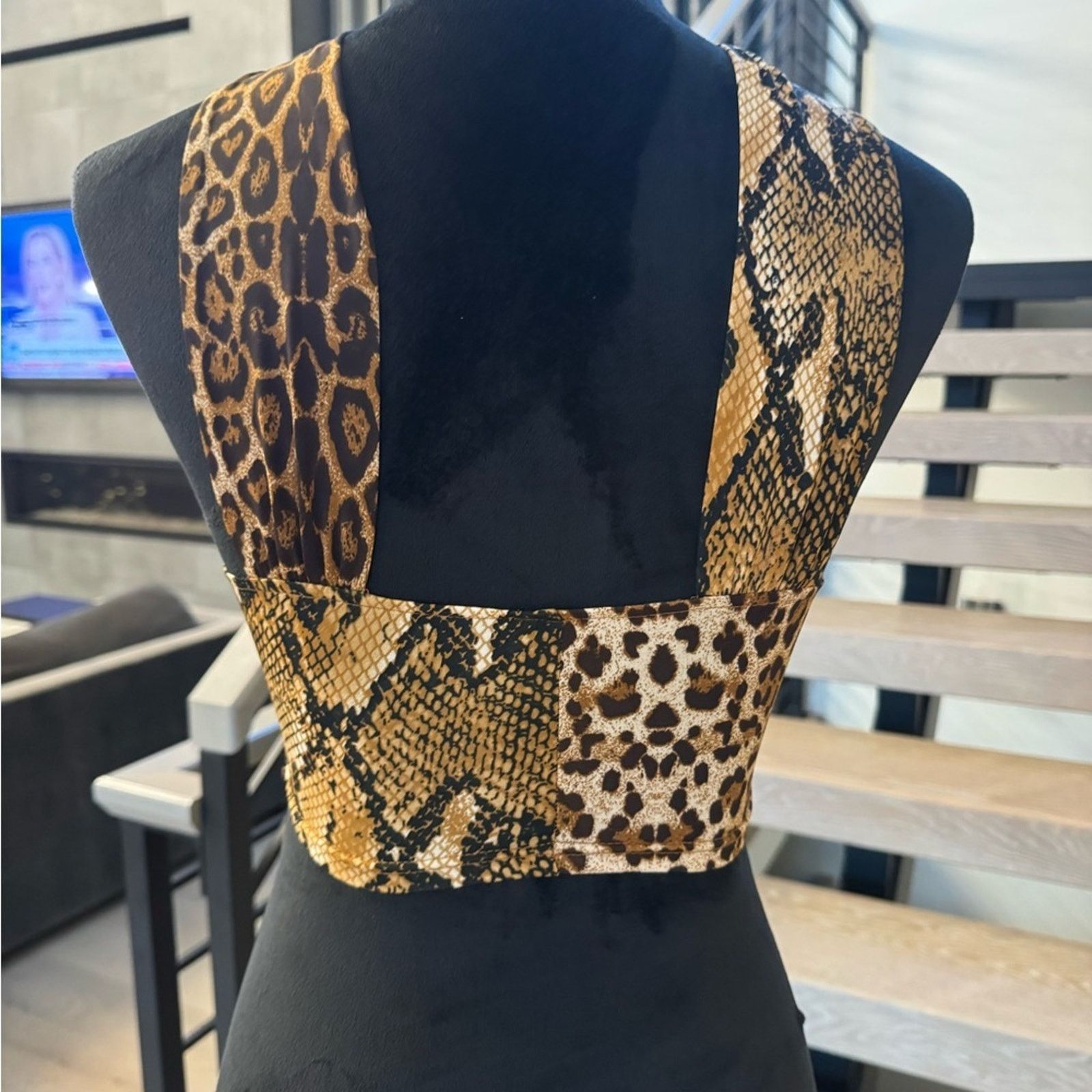 Other New Leopard Print Cross Halter Top size XS Size S / US 4 / IT 40 - 5 Thumbnail