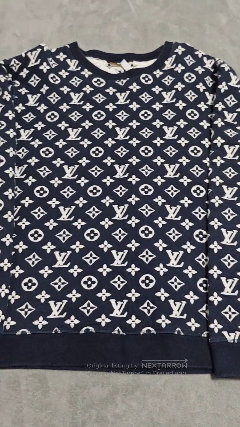 Louis Vuitton Louis Vuitton size 4l Full print sweater with presbyopia sw Size US M / EU 48-50 / 2 - 1 Thumbnail