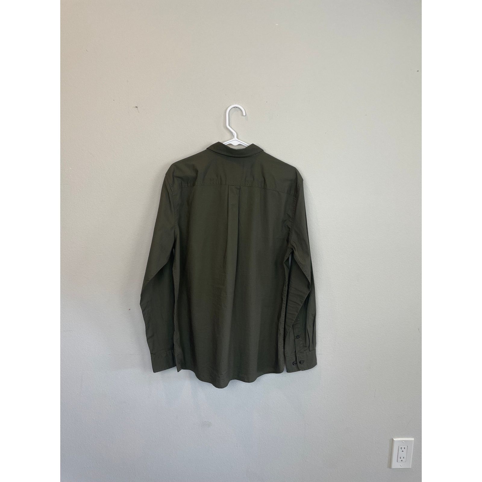 Other Red Ale Olive Button Up, Size M Size US M / EU 48-50 / 2 - 7 Thumbnail