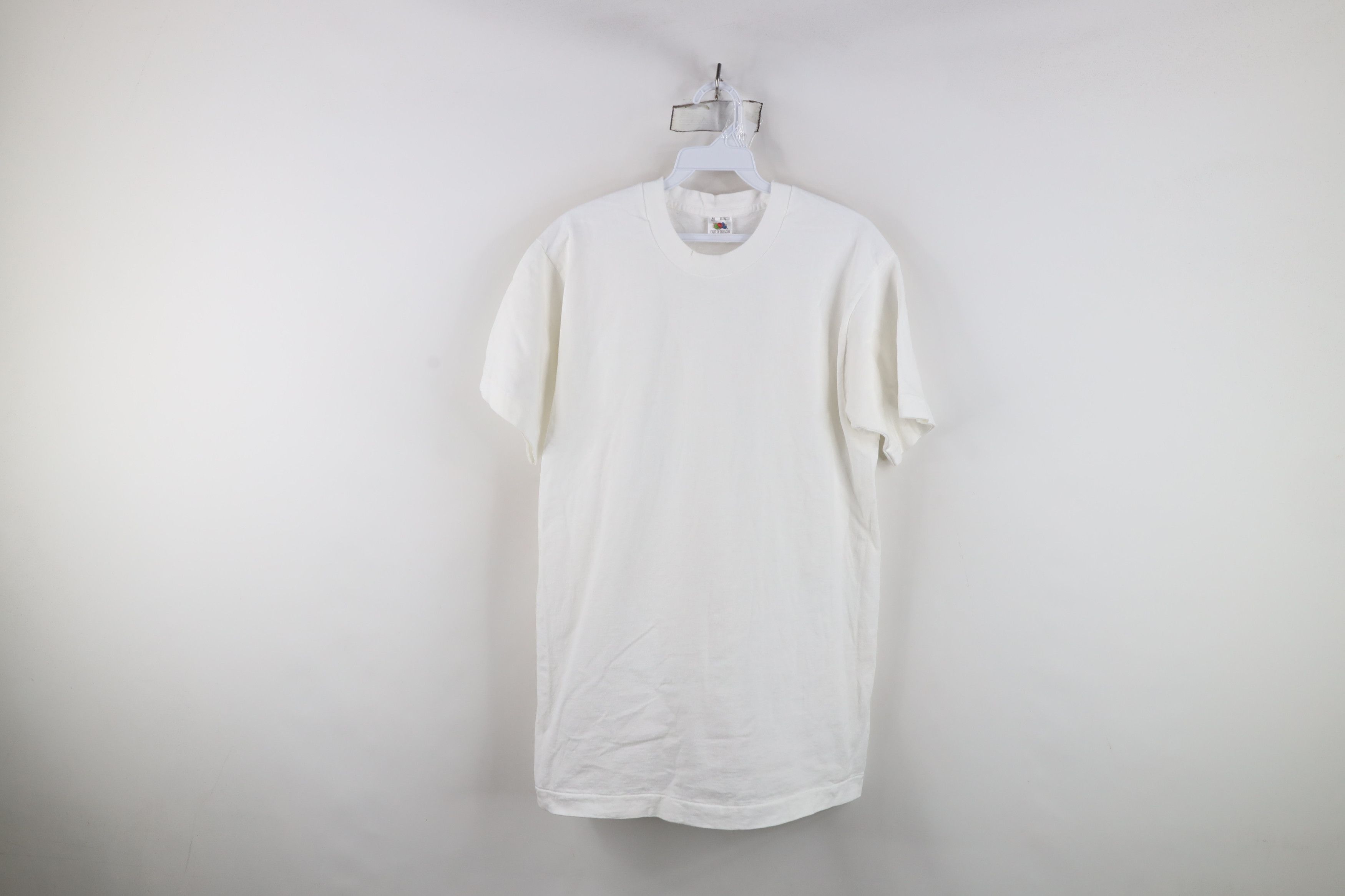 Vintage Vintage 90s Streetwear Heavyweight Cotton T-Shirt White USA Size US M / EU 48-50 / 2 - 1 Thumbnail