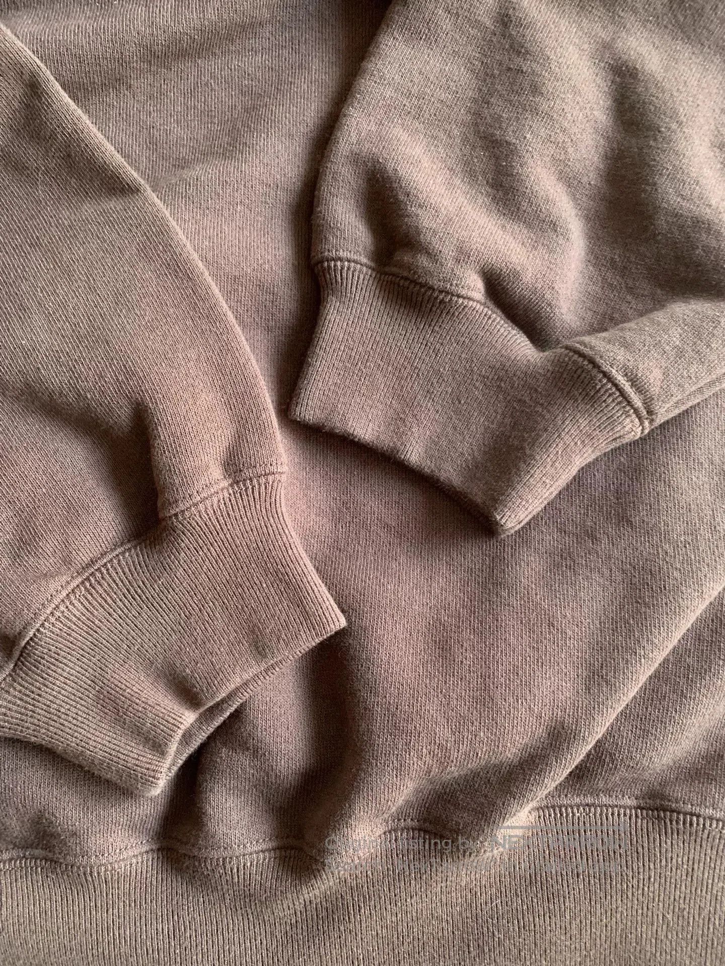 descendant crew neck sweatshirt with embroidery.