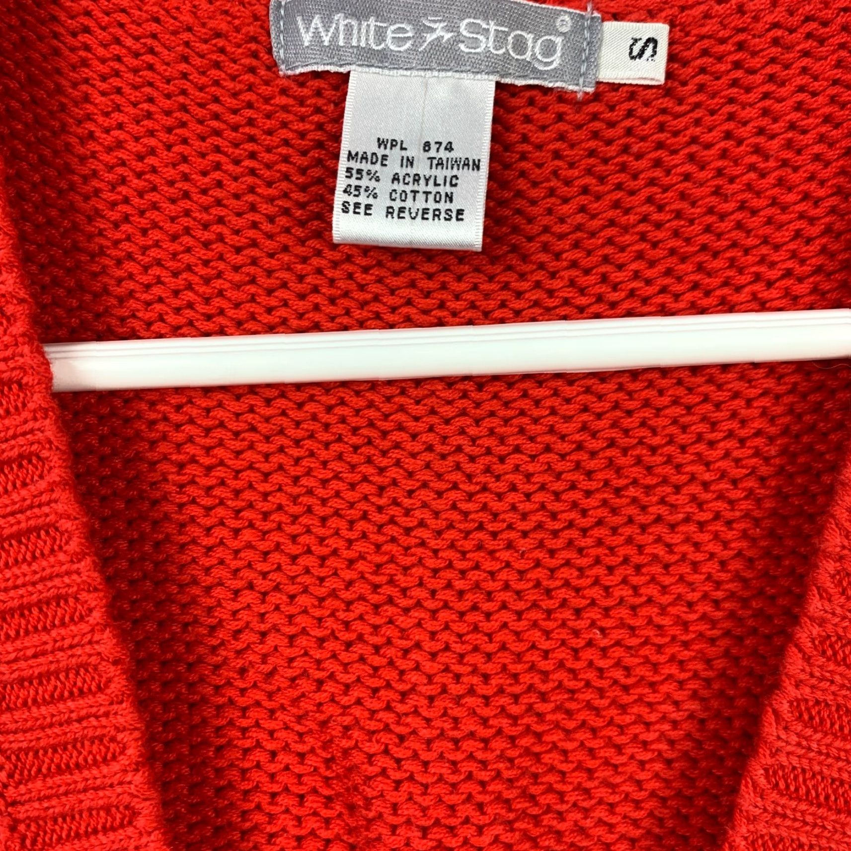 Vintage VINTAGE White Stag Shirt Womens Small Red 70s V-Neck Cotton Wool Blend Sweater Vest 18" Chest 23" Length Short Sleeve? Size S / US 4 / IT 40 - 3 Thumbnail