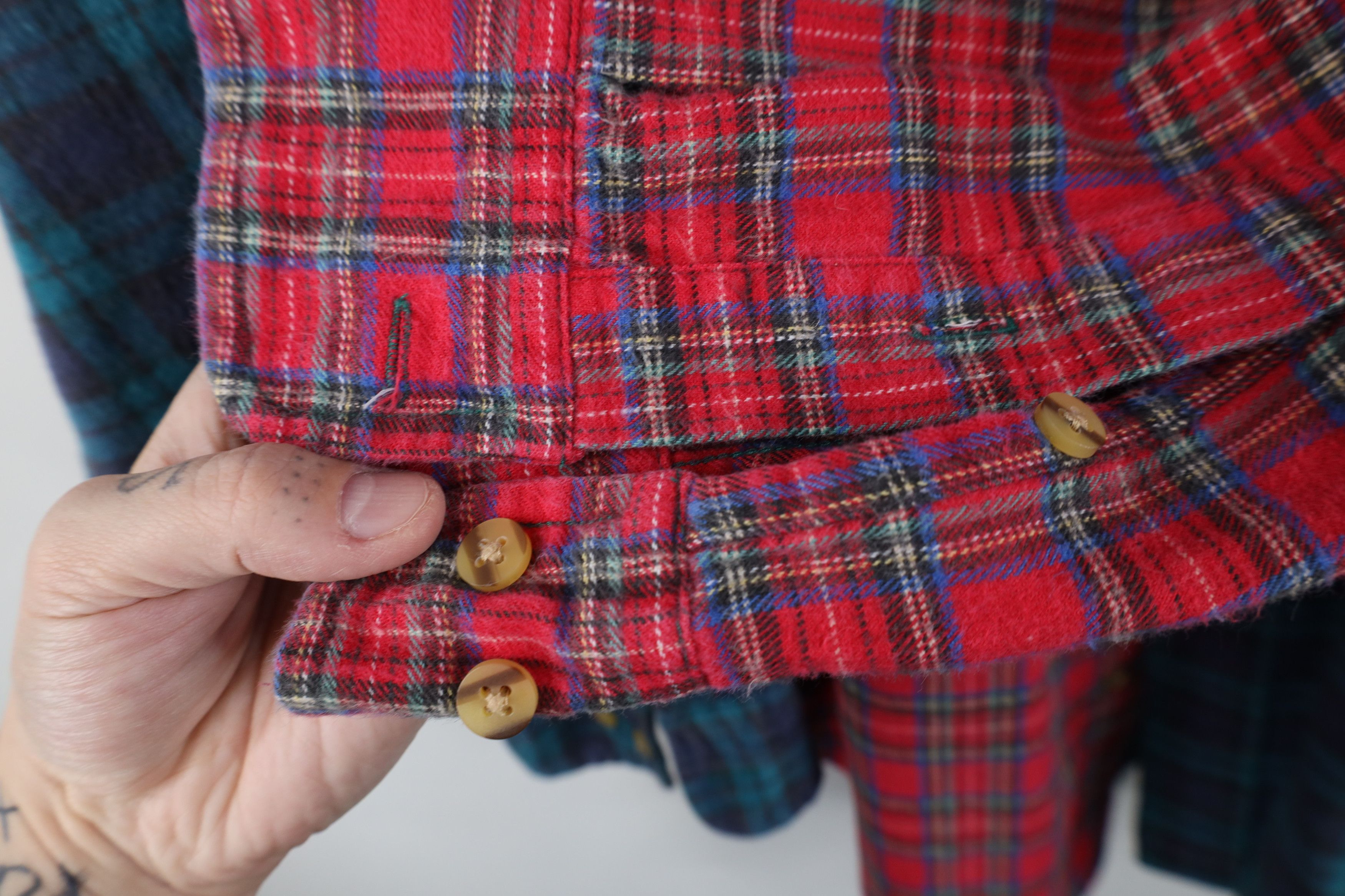 Vintage Vintage 90s Streetwear Cut and Sew Flannel Button Down Shirt Size US XL / EU 56 / 4 - 6 Thumbnail