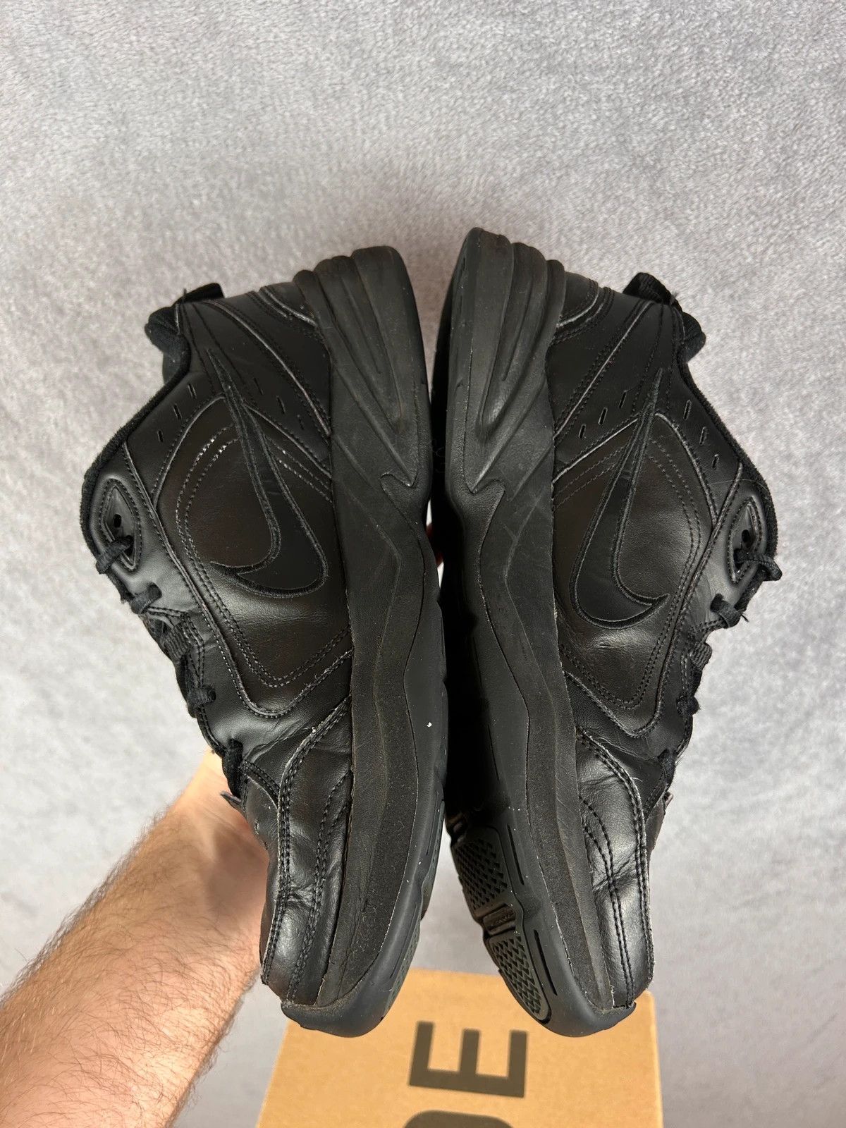 Nike Nike Air Monarch czarne tripple black Y2K sneakers Size US 11 / EU 44 - 8 Thumbnail