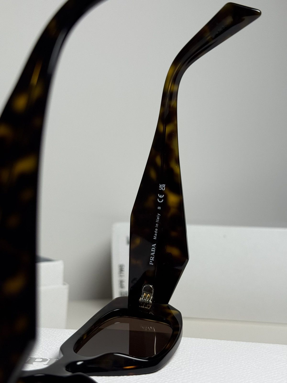 Prada Prada Symbole Sunglasses Tortoise shell Size ONE SIZE - 7 Thumbnail