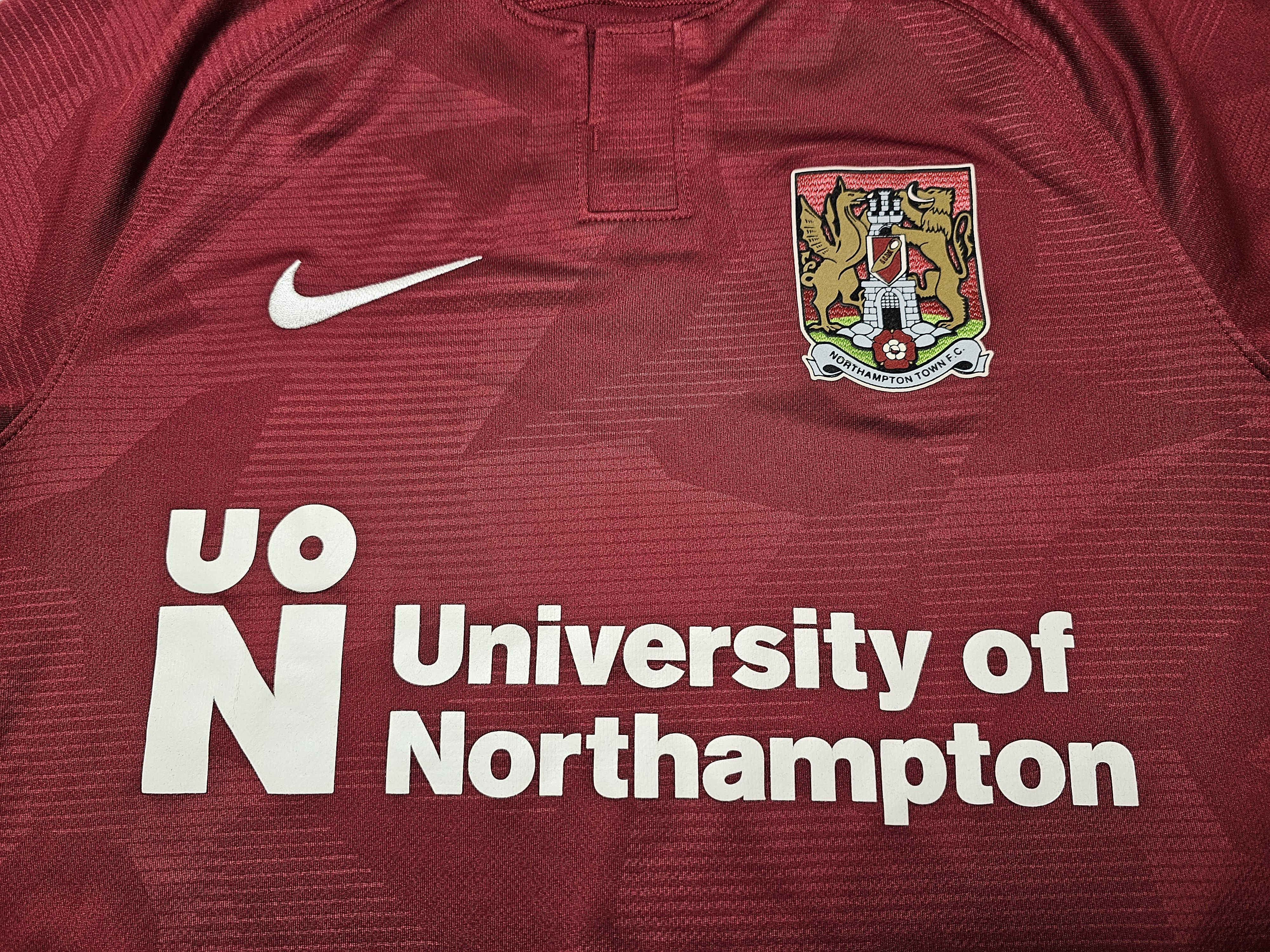 Nike NORTHAMPTON TOWN 2018 2019 HOME FOOTBALL SOCCER JERSEY Size US S / EU 44-46 / 1 - 3 Thumbnail