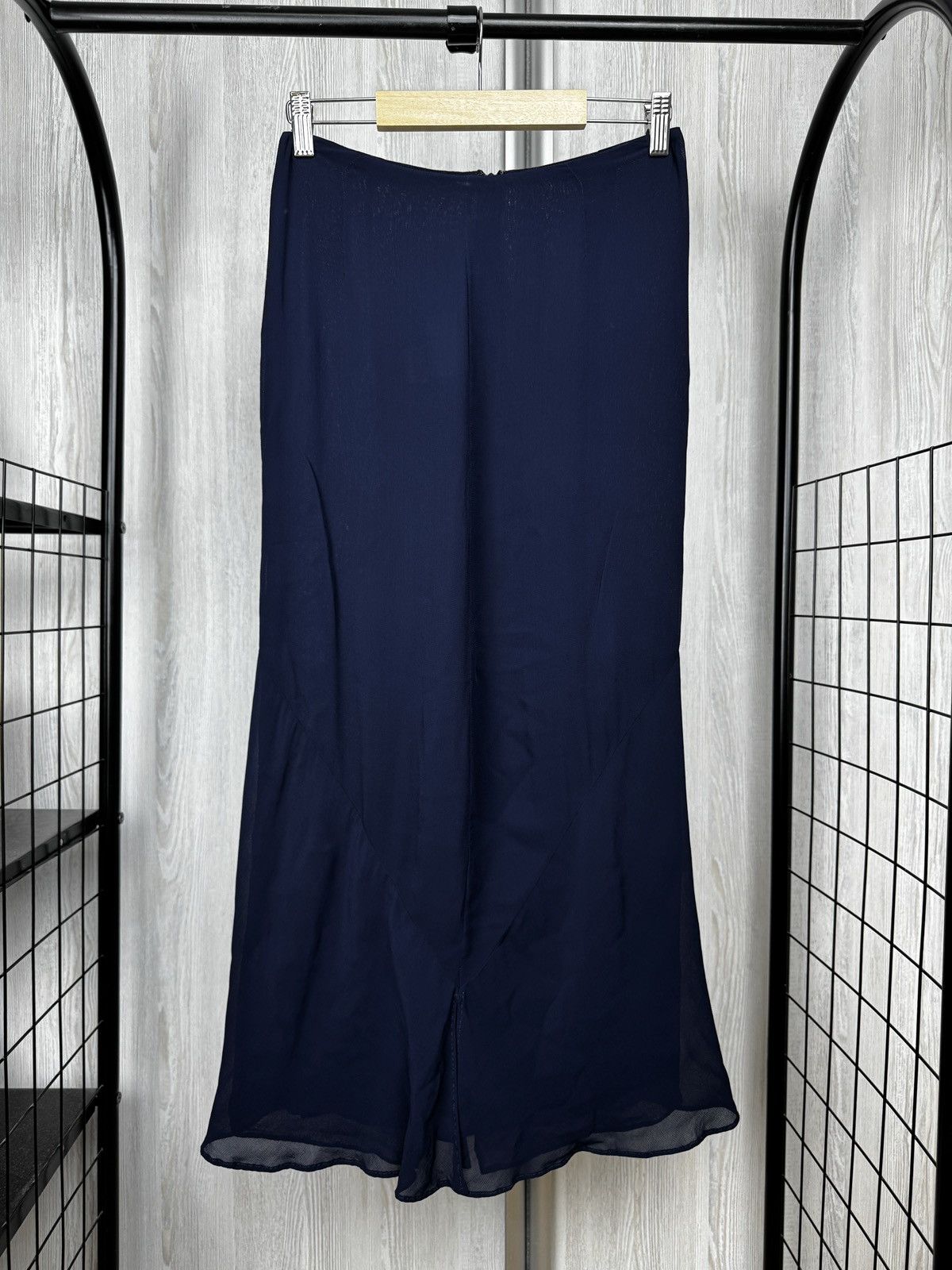 Alberta Ferretti Philosophy by Alberta Ferretti navy blue silk maxi skirt Size 28" / US 6 / IT 42 - 2 Thumbnail