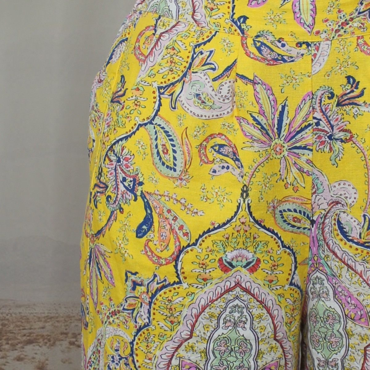 Handmade × Vintage 🍋PAISLEY YELLOW PANTS🍋 Size 28" / US 6 / IT 42 - 4 Thumbnail