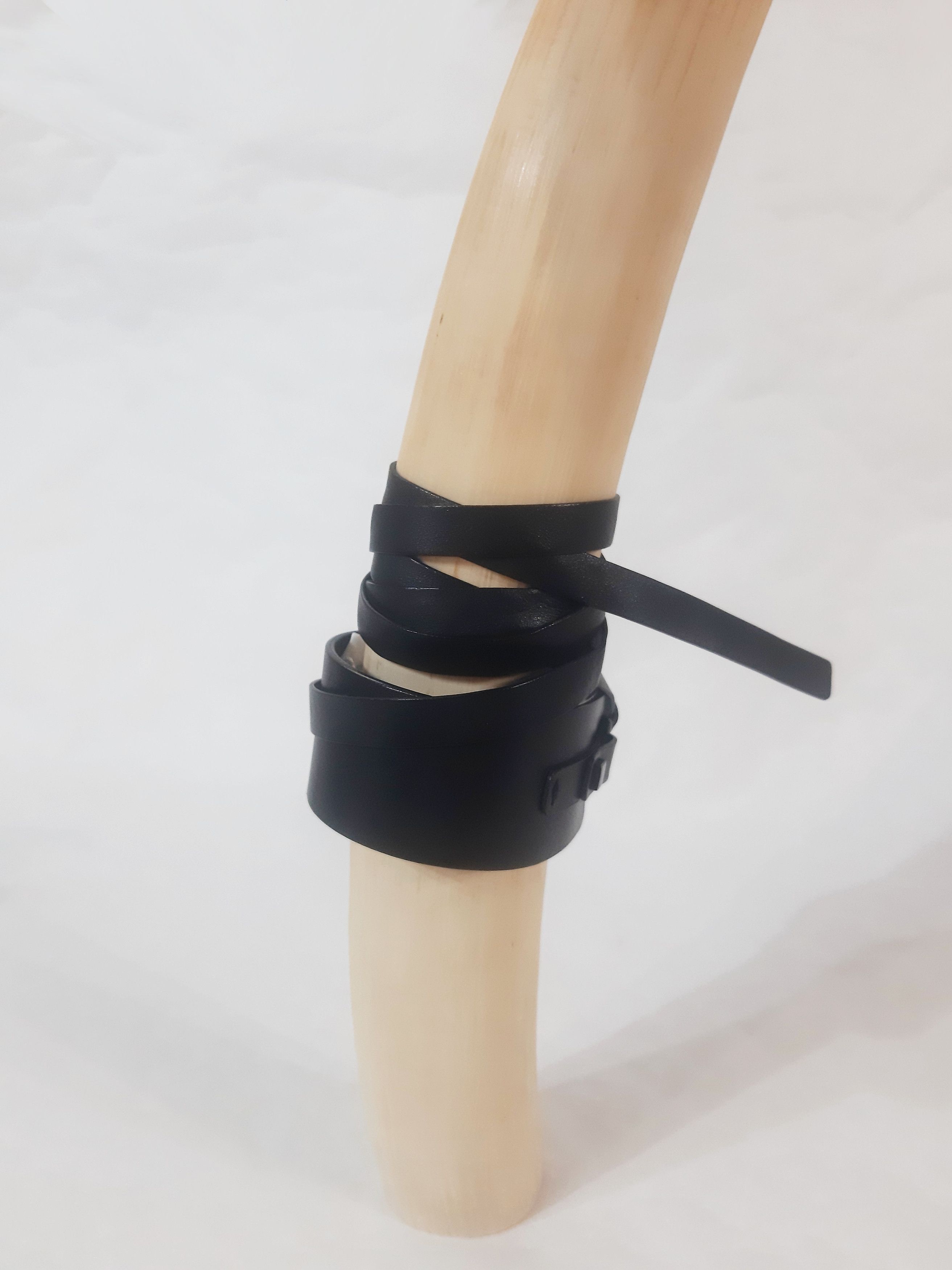 Gucci Gucci X Tom Ford SS 2001 Bondage Leather Bracelet Size ONE SIZE - 2 Thumbnail