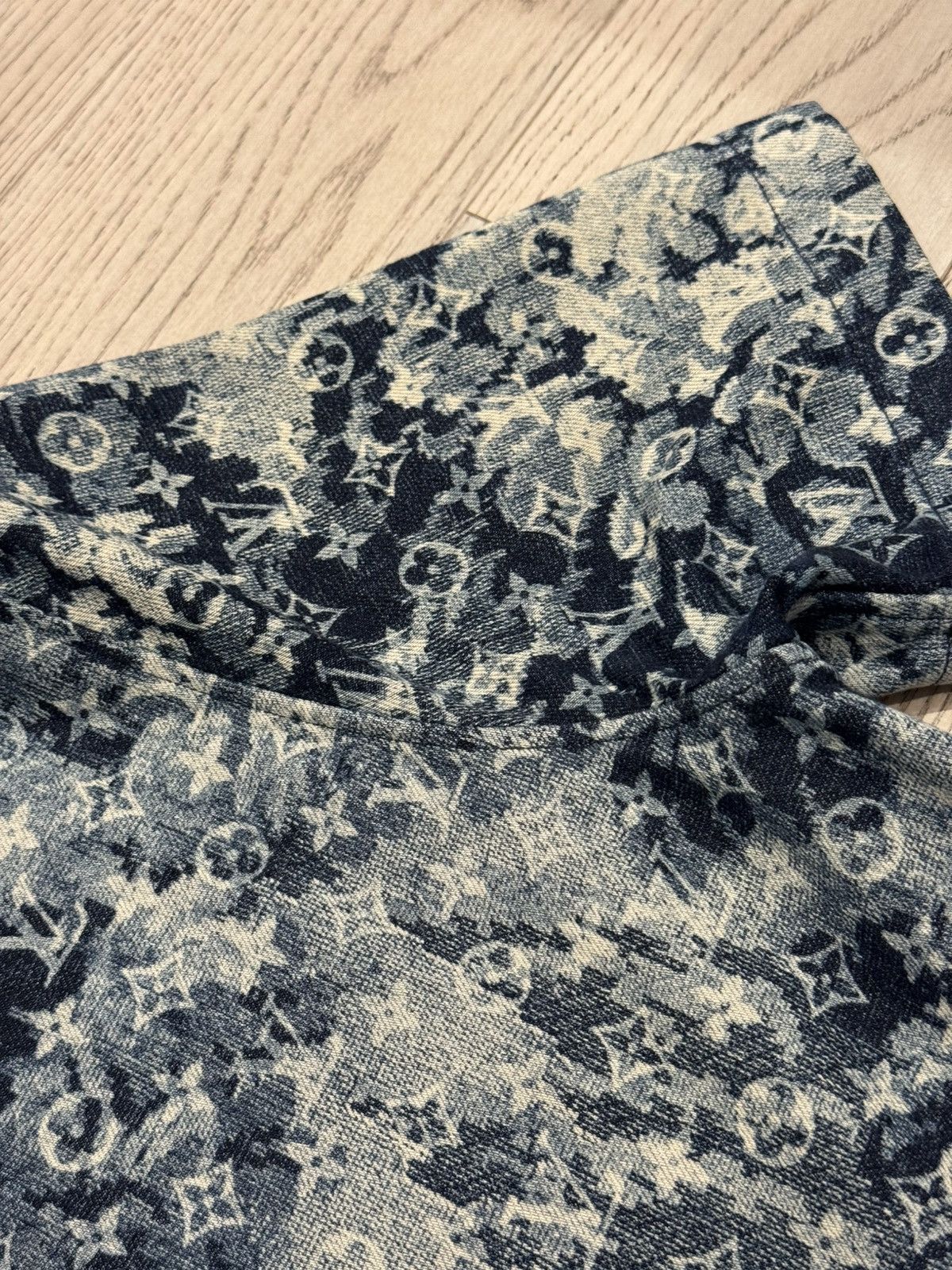 Louis Vuitton Louis Vuitton Tapestry Size US XS / EU 42 / 0 - 8 Thumbnail