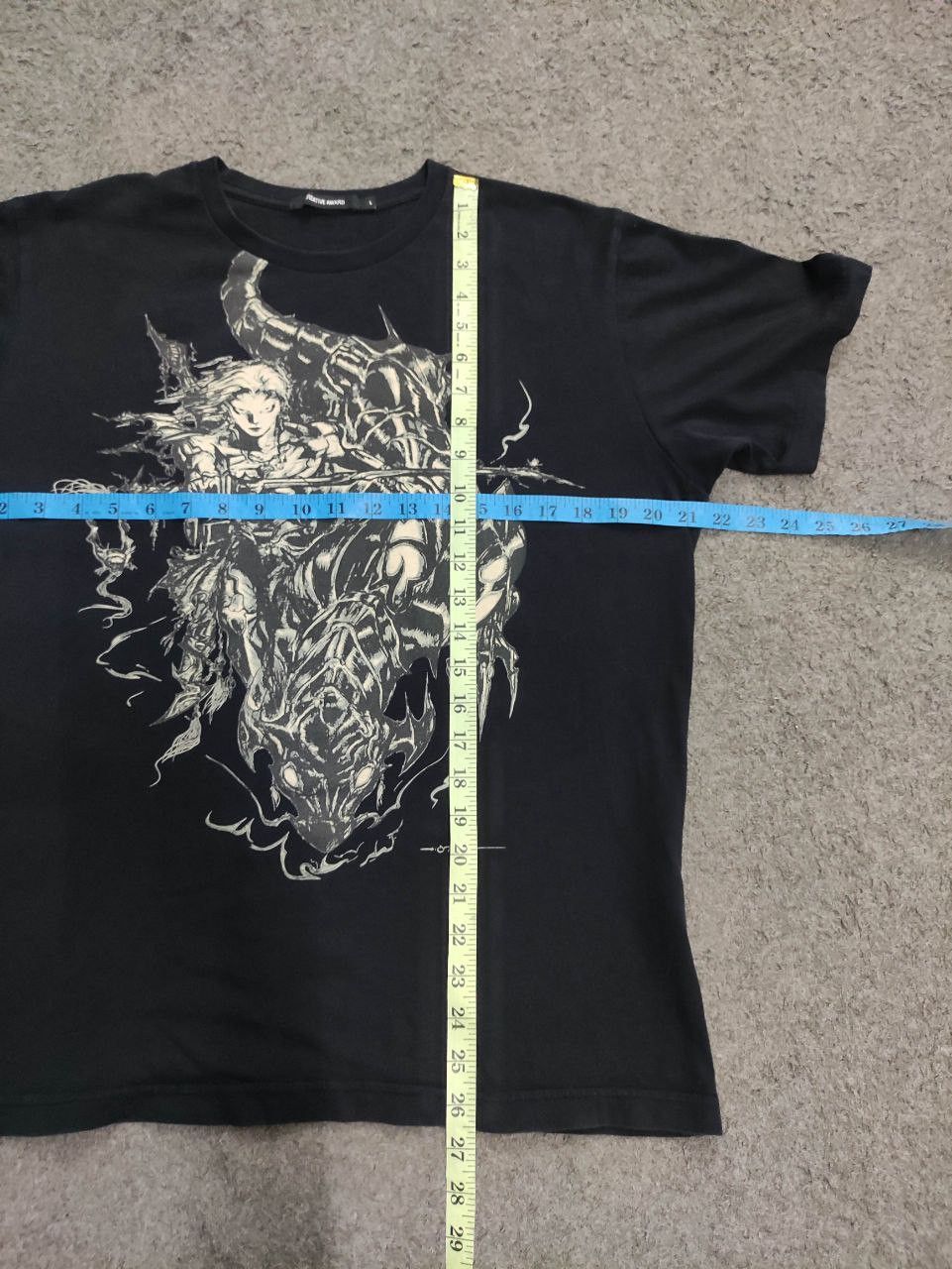 Uniqlo Vintage Uniqlo Final Fantasy Graphic Logo Tee Tshirt Size US M / EU 48-50 / 2 - 9 Thumbnail