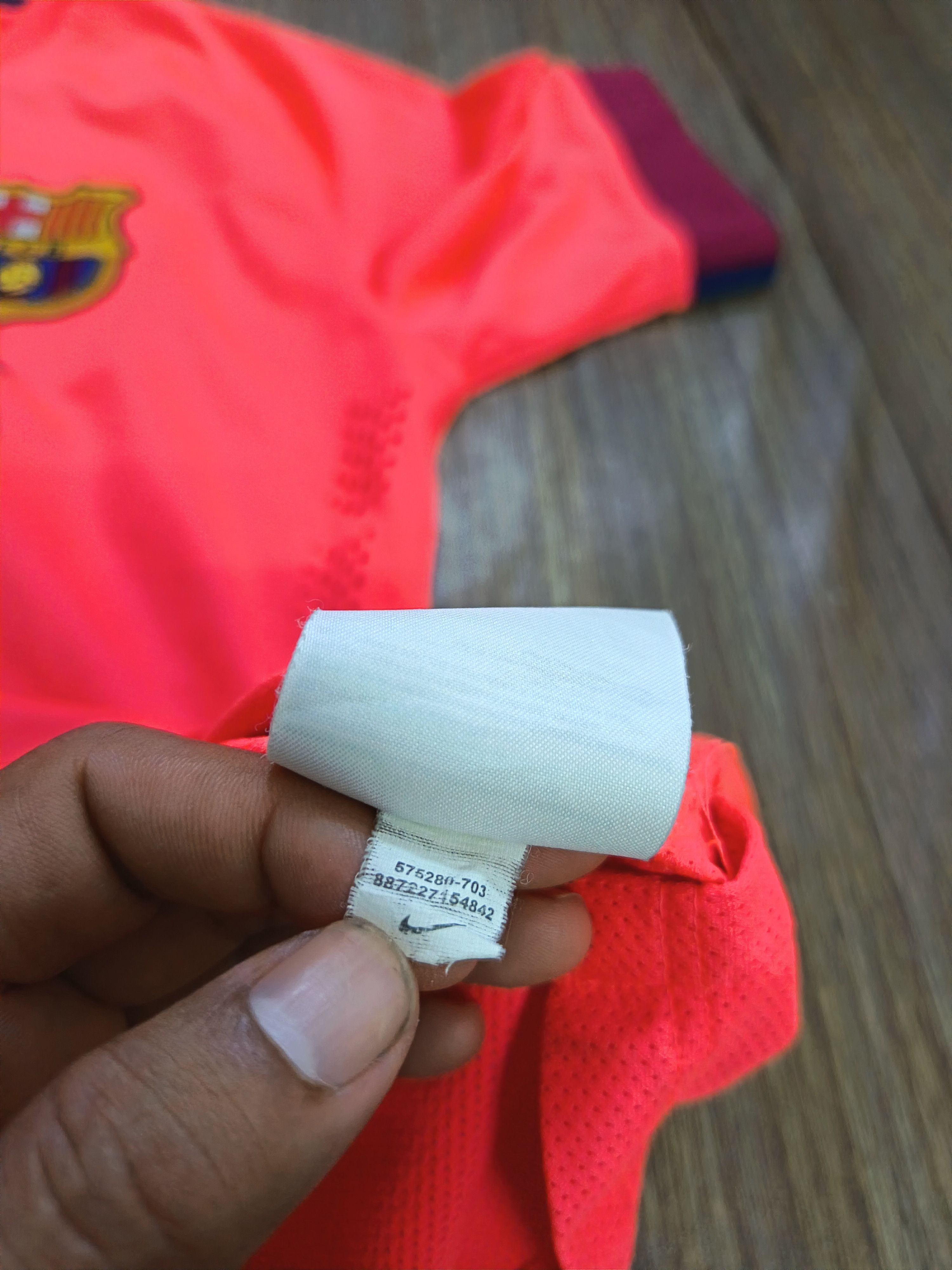 Other Barcalona away kit 2014/2015 bootleg Size US M / EU 48-50 / 2 - 3 Thumbnail