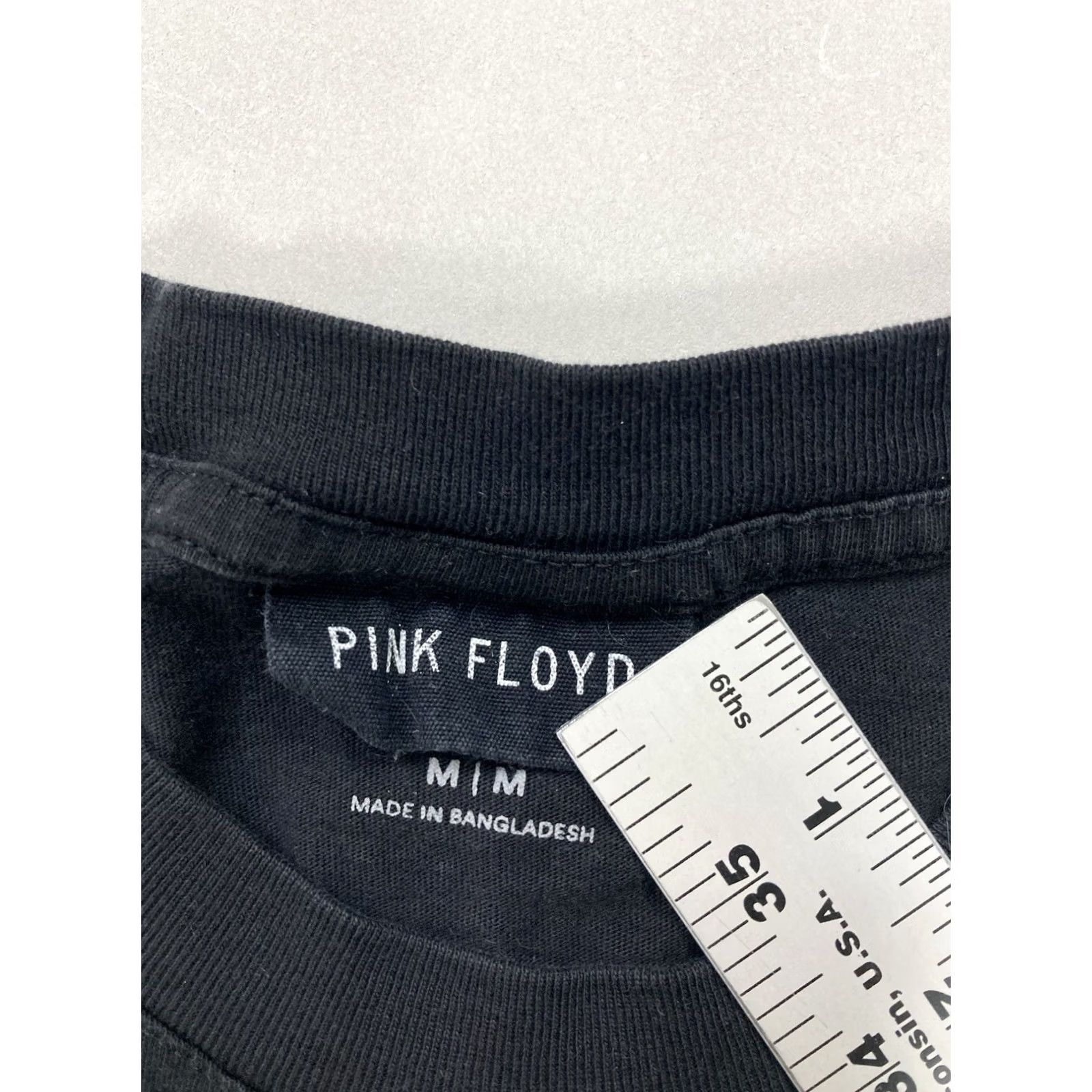 Vintage VINTAGE Pink Floyd Graphic T-shirt Women Medium Black Short Sleeve Music Size M / US 6-8 / IT 42-44 - 4 Thumbnail