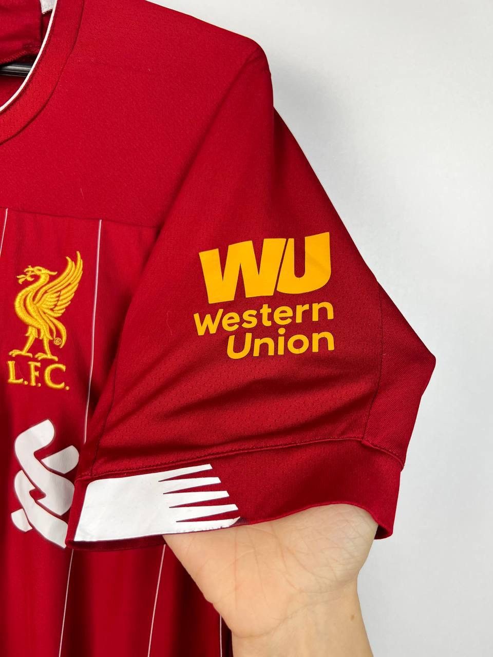 New Balance Liverpool New Balance Jersey vintage t-shirts size M Size US M / EU 48-50 / 2 - 4 Thumbnail