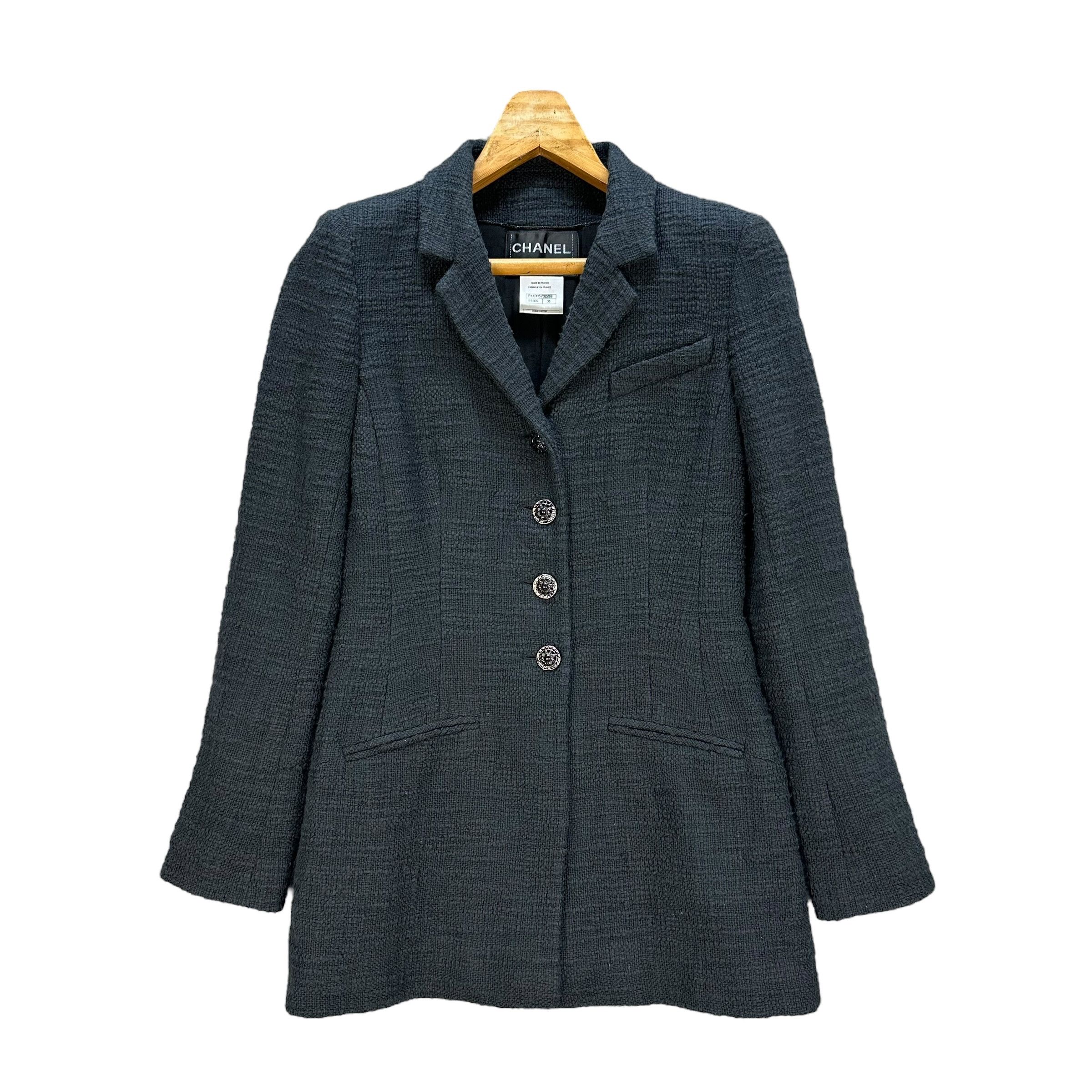 Chanel CHANEL Gray Tweed Jacket #A18-0426 Size S / US 4 / IT 40 - 1 Thumbnail