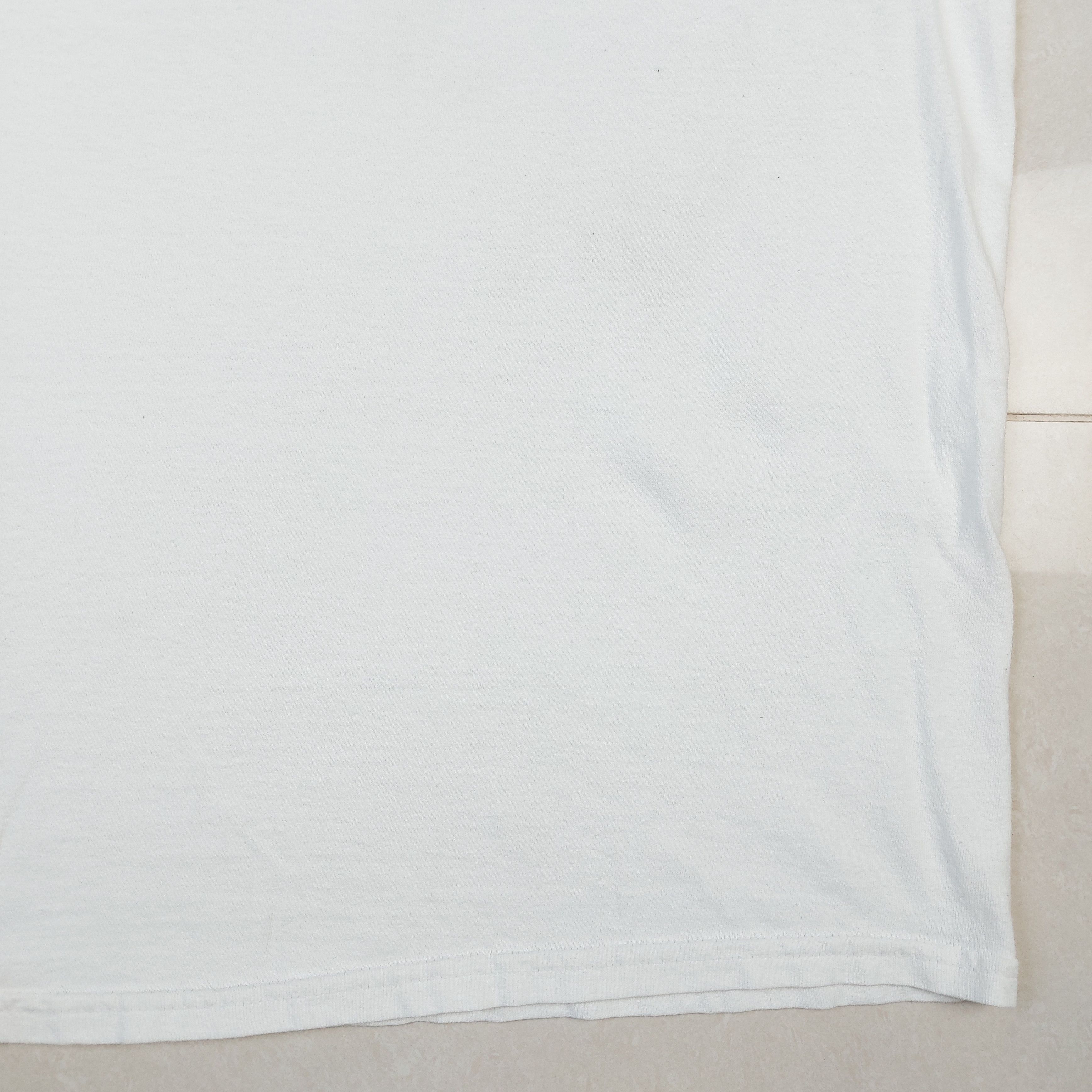 Microsoft Vintage 2010 Xbox 360 Kinect Microsoft Promo TEE Size US XL / EU 56 / 4 - 8 Thumbnail