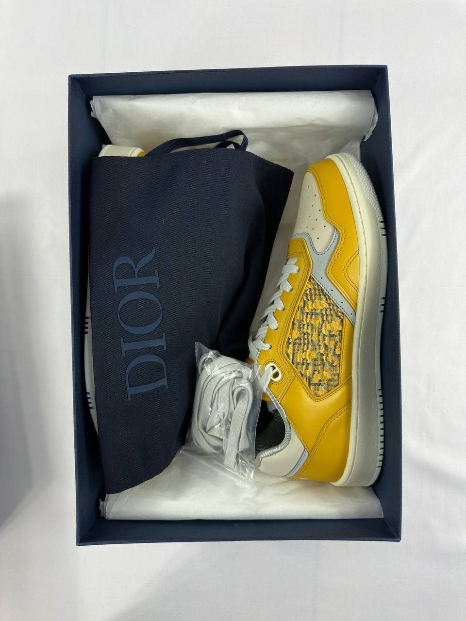 Dior Dior B27 Low 'Dior Oblique' Gold-Tone White Grey Size US 11 / EU 44 - 16 Thumbnail