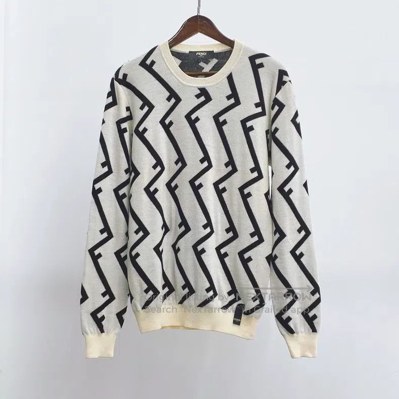 Fendi Fendi Black and white full print round neck sweater Size US M / EU 48-50 / 2 - 1 Thumbnail