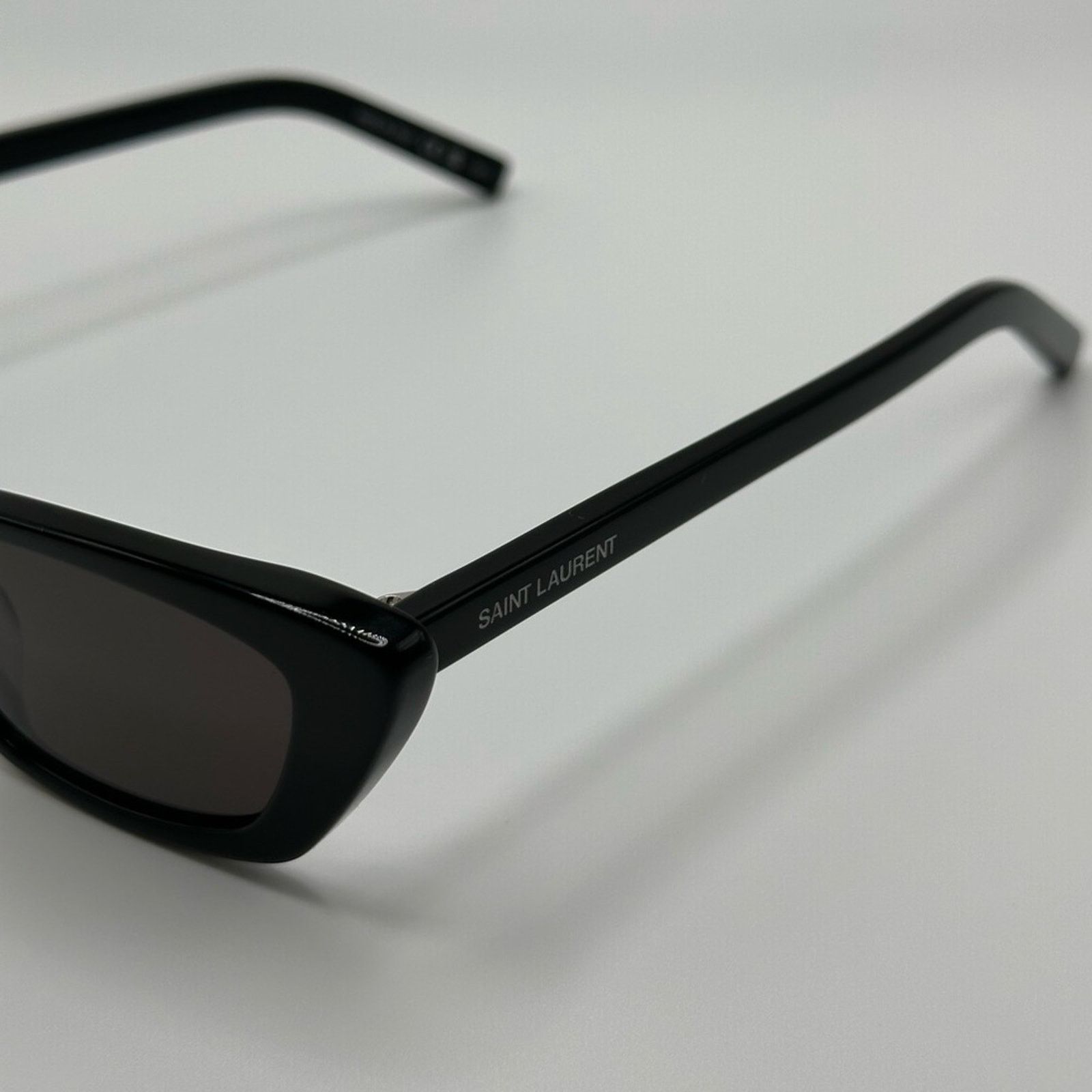 Saint Laurent Paris NEW YSL Saint Laurent Sunglasses SL 277 009 Black Unisex Size ONE SIZE - 5 Thumbnail