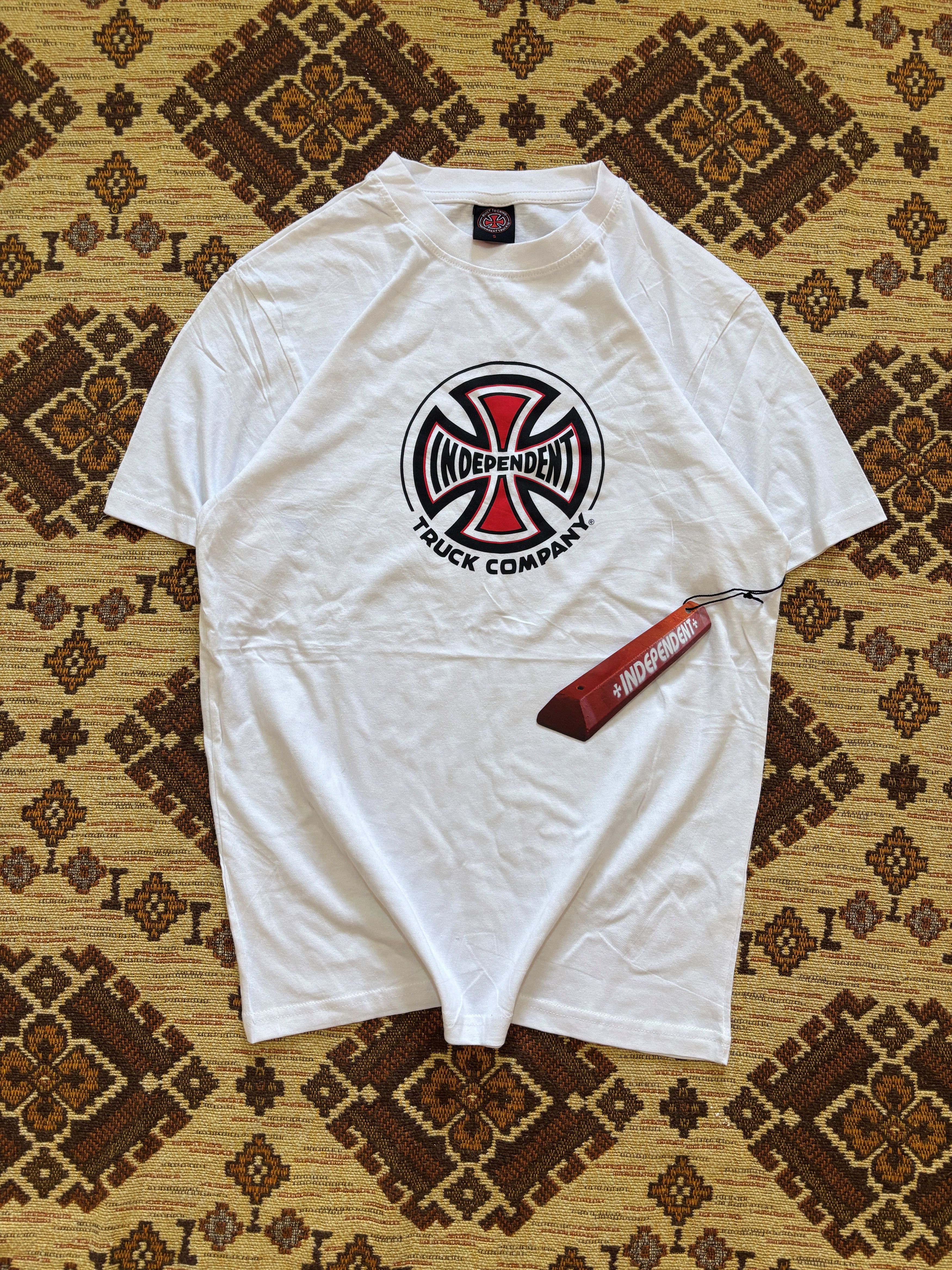 Independent Truck Co. Independent Truck Comapny Graphic Logo Tshirt Size US S / EU 44-46 / 1 - 1 Thumbnail