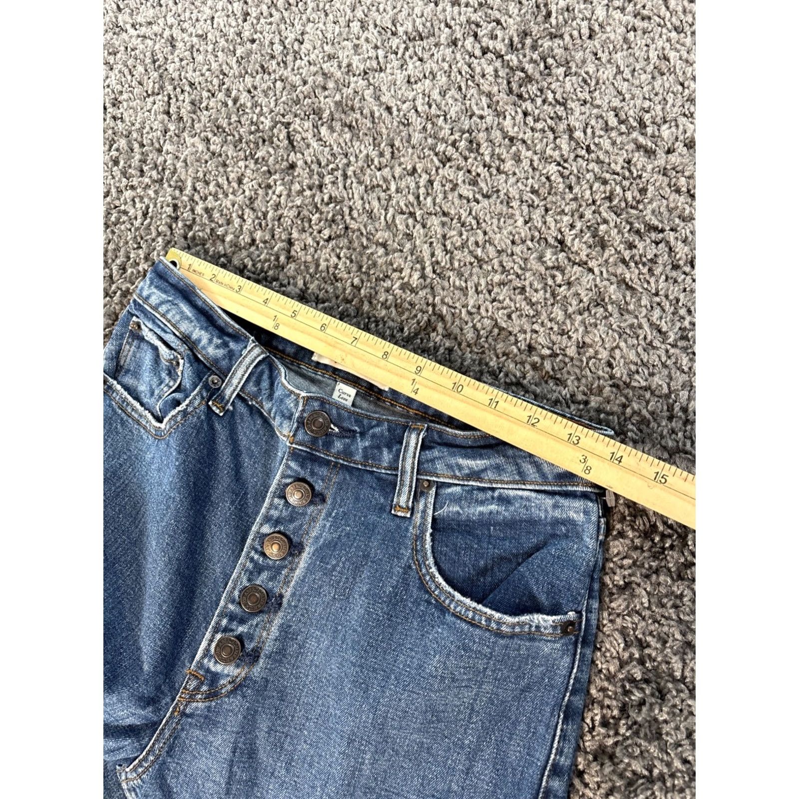 Abercrombie & Fitch Abercrombie & Fitch Jeans Womens 28 Blue High Rise Curve Love Mom Size Button Fly Med Wash Size 28" / US 6 / IT 42 - 4 Thumbnail
