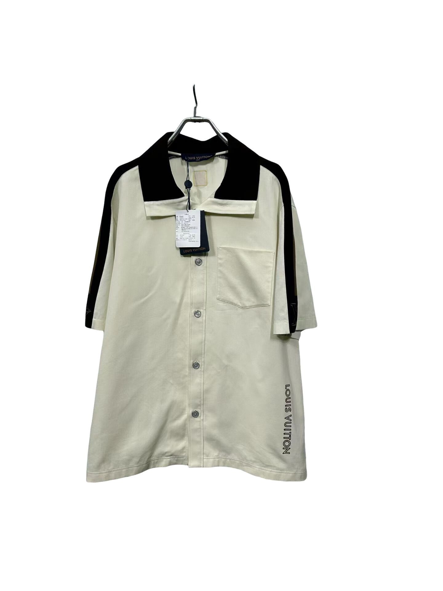 Louis Vuitton Louis Vuitton Logo Short Sleeve Shirt Size S Size US S / EU 44-46 / 1 - 1 Thumbnail