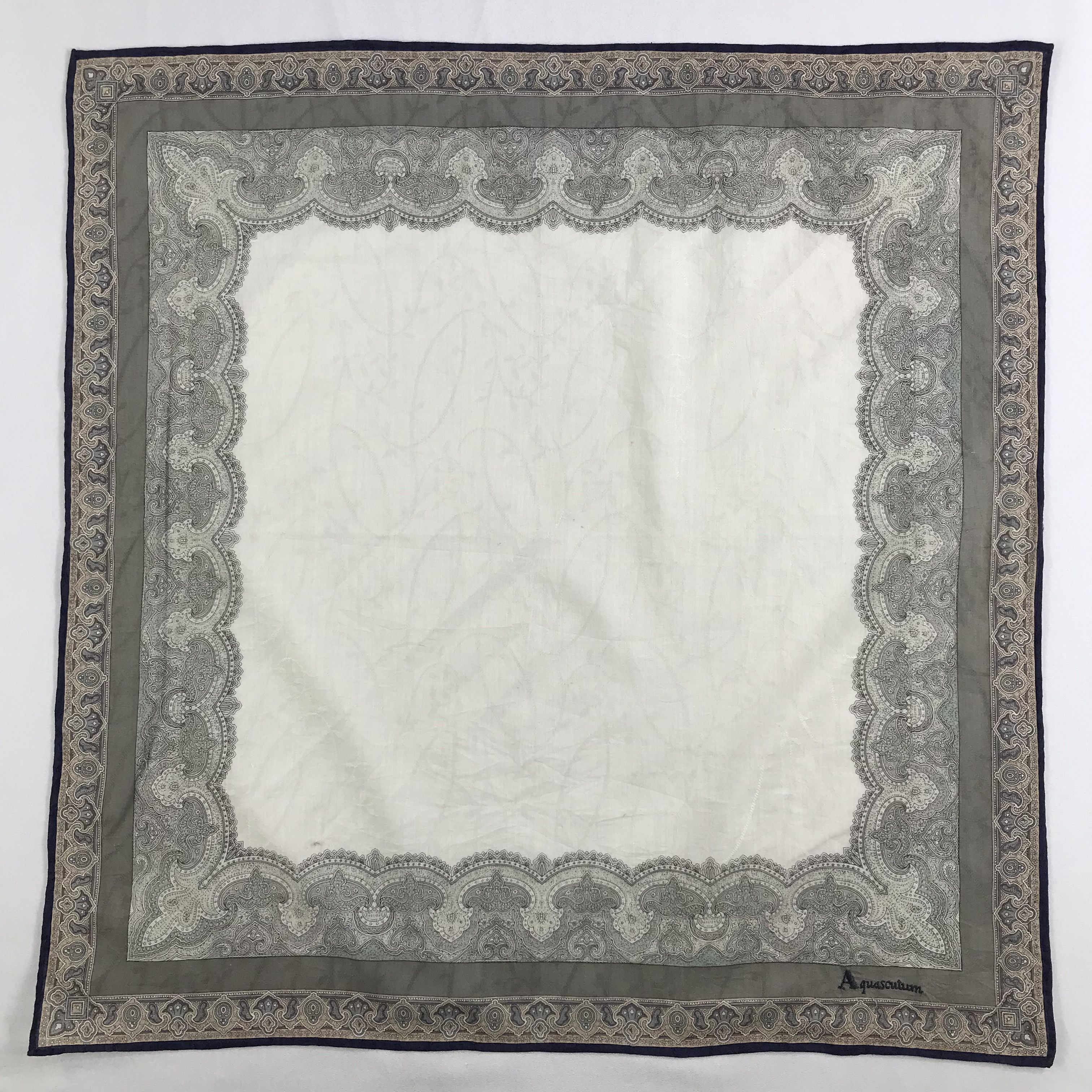 Aquascutum × Vintage Aquascutum Bandana / Handkerchief / Neckerchief - S2610 Size ONE SIZE - 1 Thumbnail