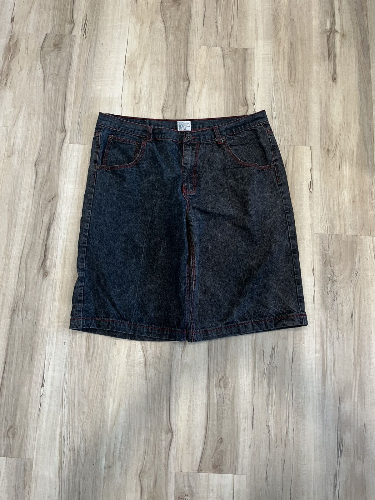 Vintage Y2K baggy denim shorts Size US 40 / EU 56 - 1 Thumbnail