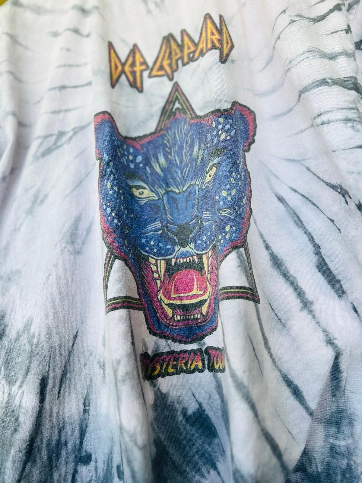 Gildan Vintage Def Leppard Hysteria Tour Tie-Dye T-Shirt - XL Size US XL / EU 56 / 4 - 2 Thumbnail