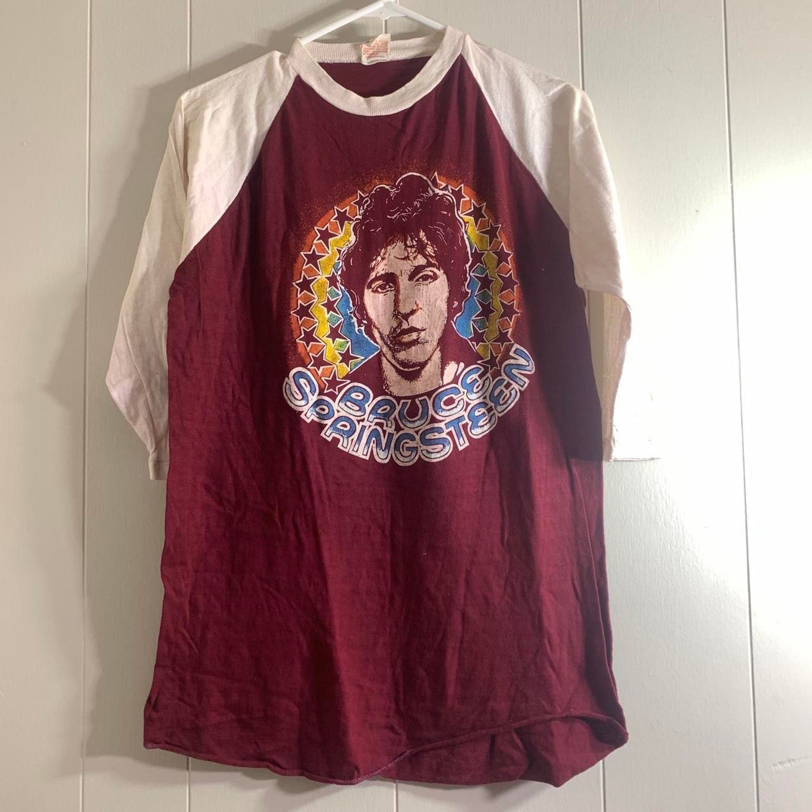 Vintage 80's BRUCE SPRINGSTEEN The Boss Is Back 3/4 sleeve tee shirt Size US L / EU 52-54 / 3 - 2 Thumbnail