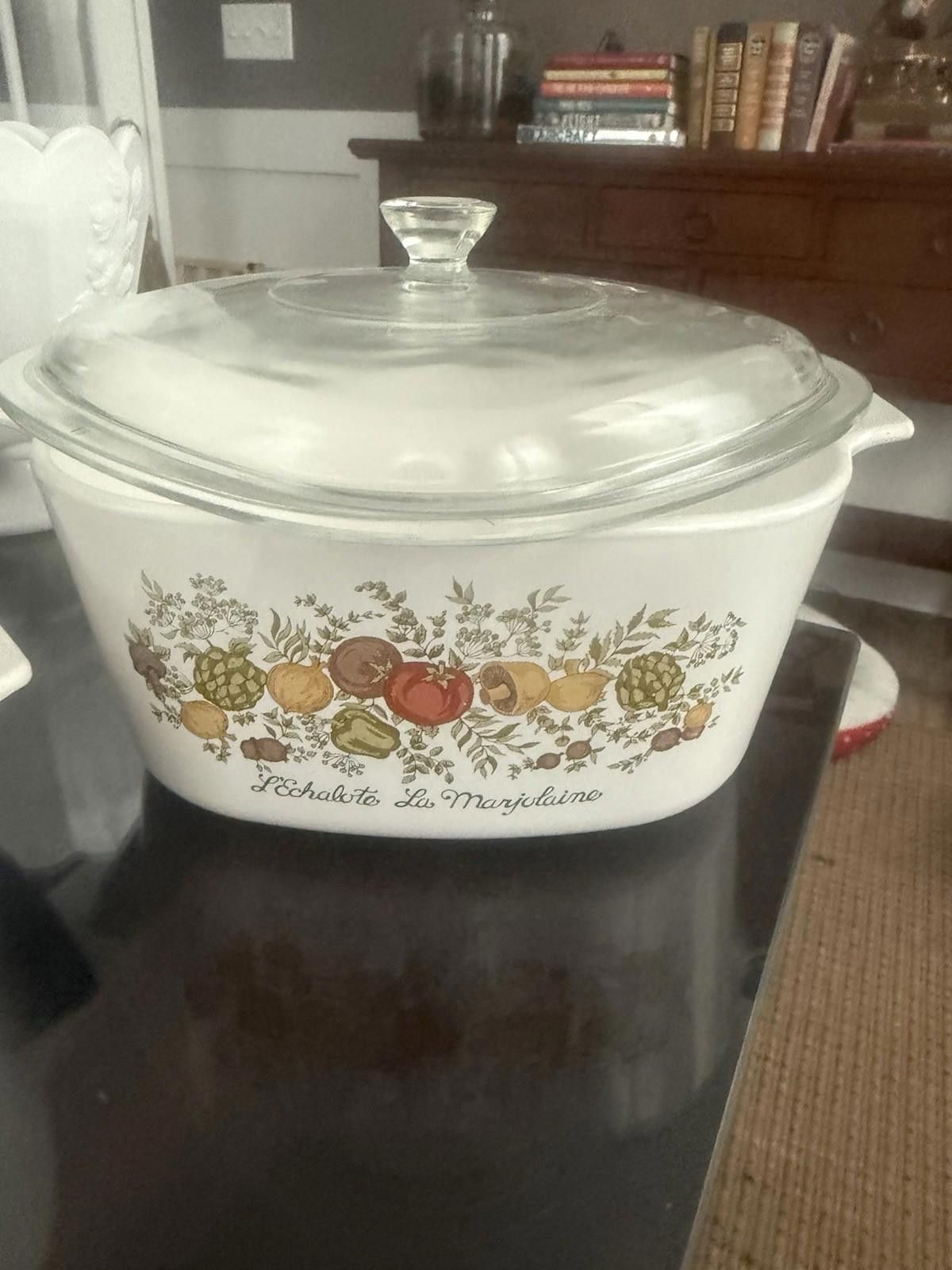 Designer Vintage Corning L’Echalote La Marjolaine 3 Quart Dish A3B Size ONE SIZE - 1 Thumbnail