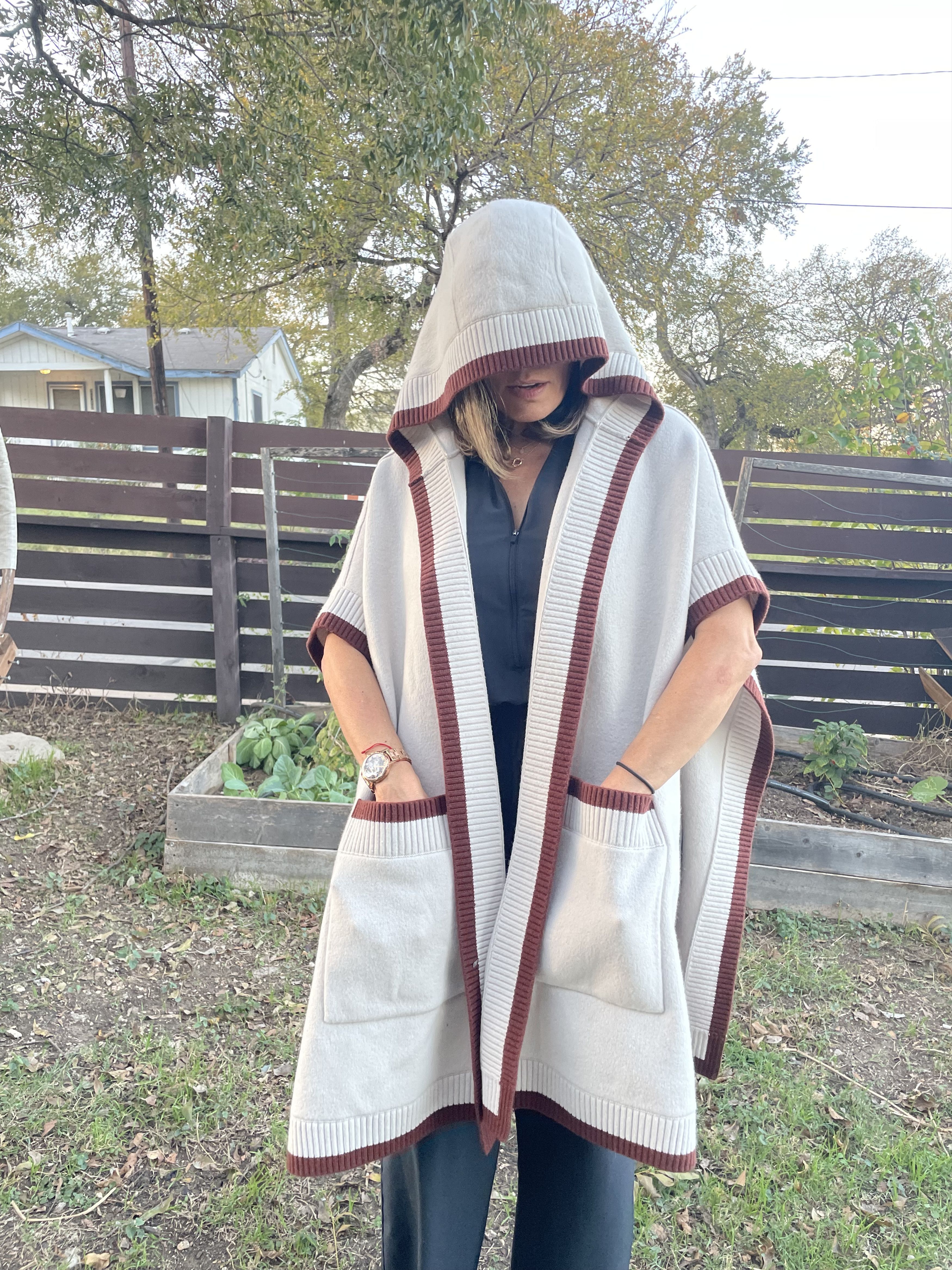 Burberry Carla hooded cape poncho Size ONE SIZE - 10 Thumbnail