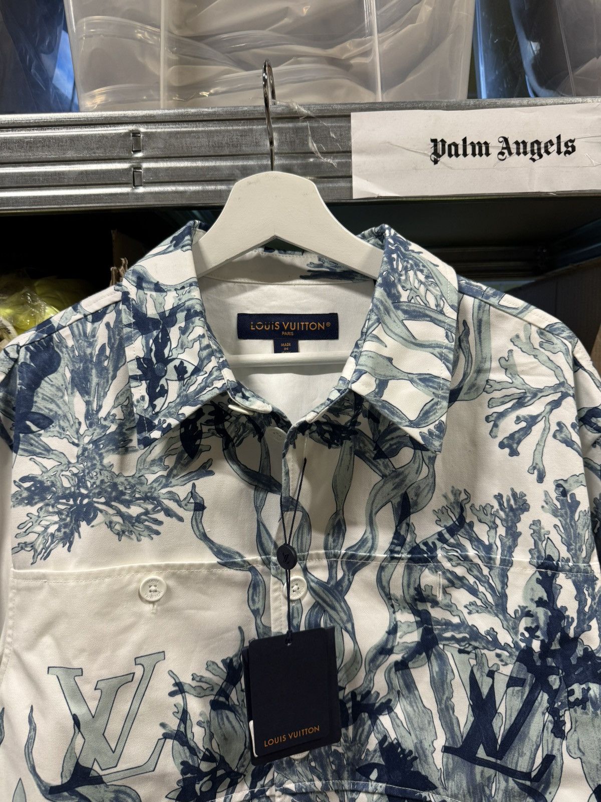 Louis Vuitton Louis Vuitton Printed Overshirt NEW 3000$ Size US L / EU 52-54 / 3 - 2 Thumbnail