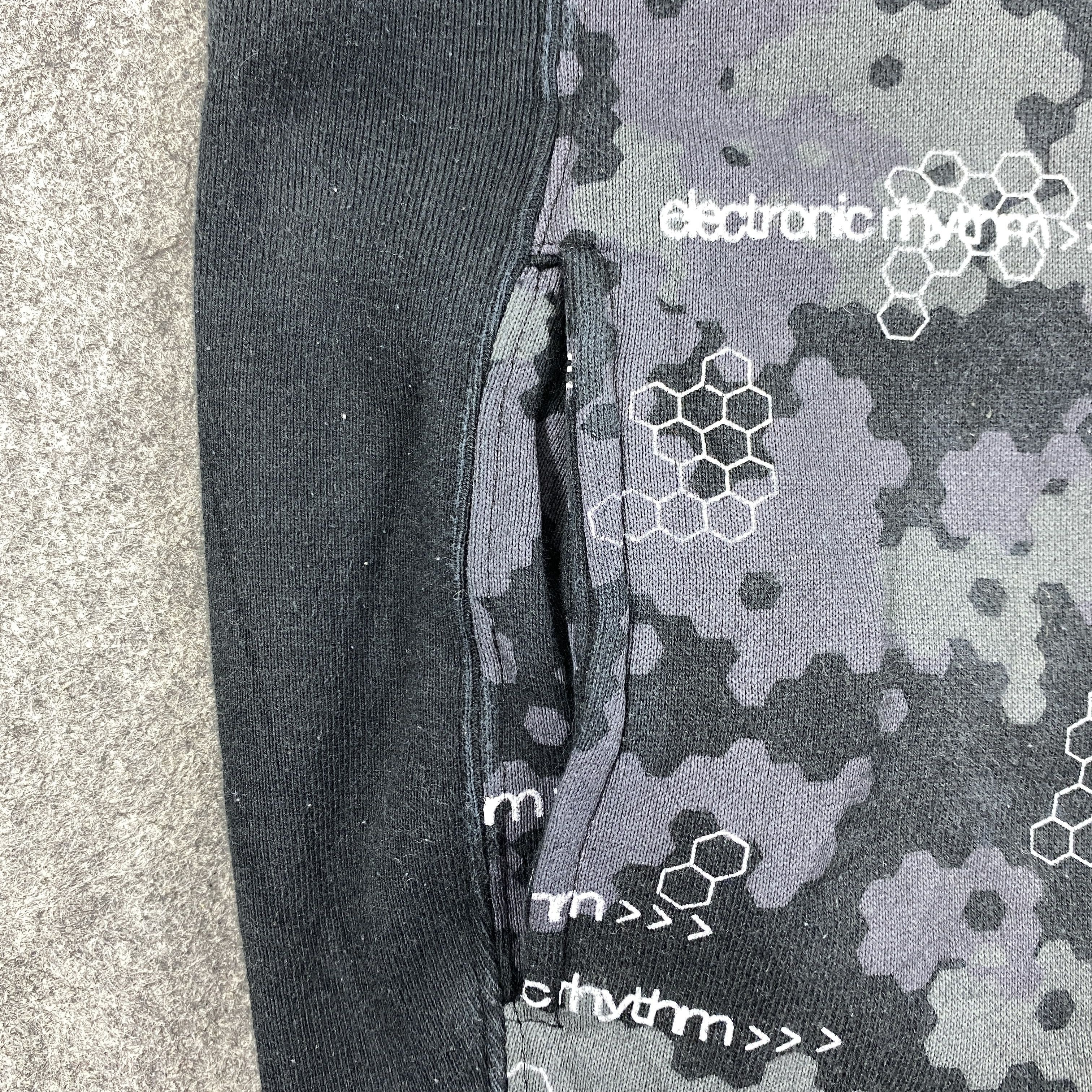 Hysteric Glamour Vintage Eletronic Rhythm Hysteric Style Sweatshirt -SW175 Size US M / EU 48-50 / 2 - 12 Thumbnail