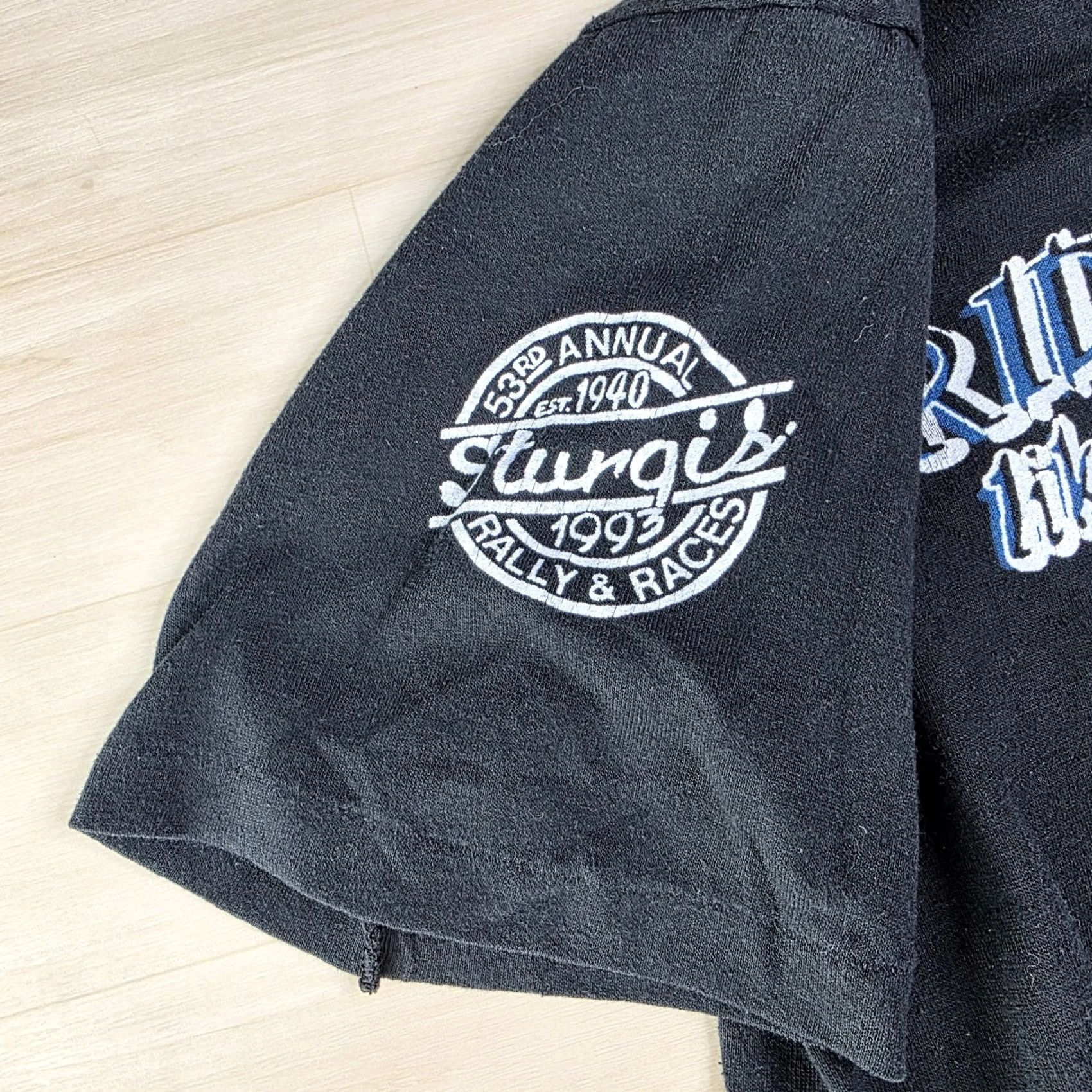 Jerzees VINTAGE Sturgis Black Hills Rally Shirt Mens Medium Motorcycle Wolf 1993 90s Size US M / EU 48-50 / 2 - 3 Thumbnail