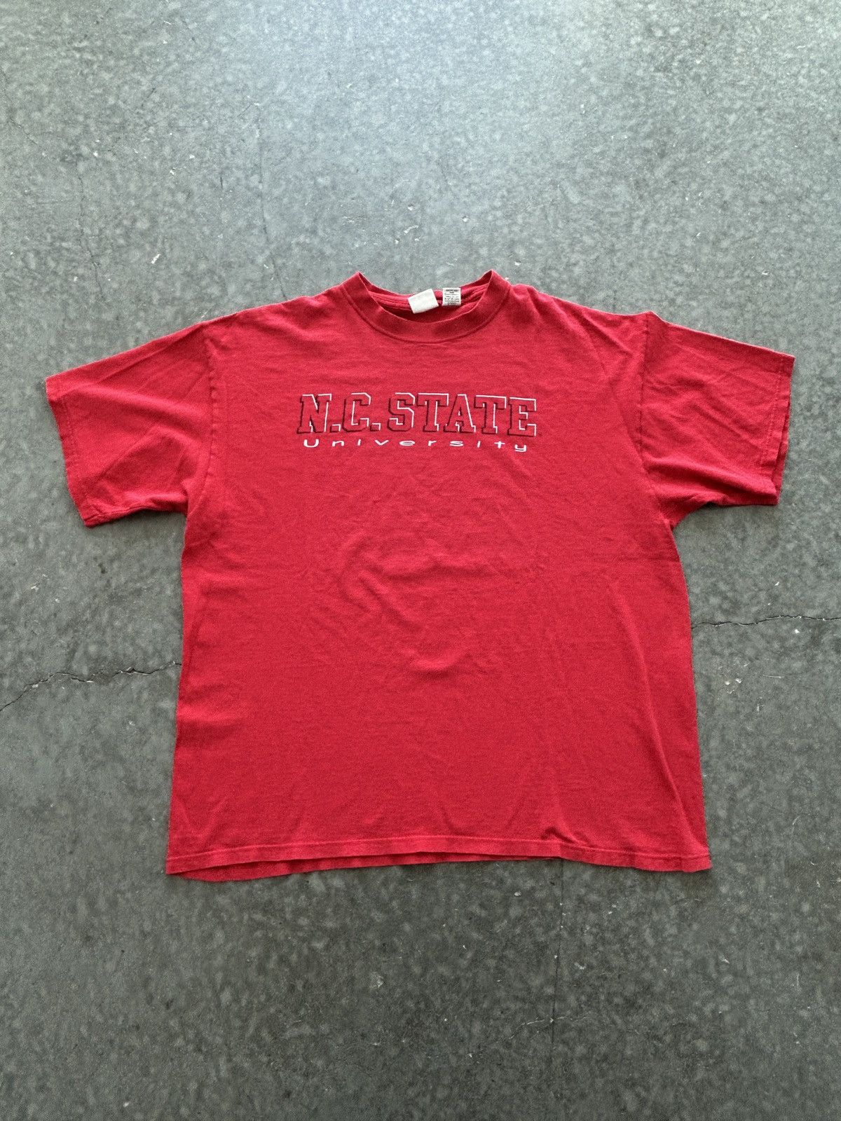 Soffe Vintage 90s NC State Graphic Tee Size US XL / EU 56 / 4 - 1 Thumbnail