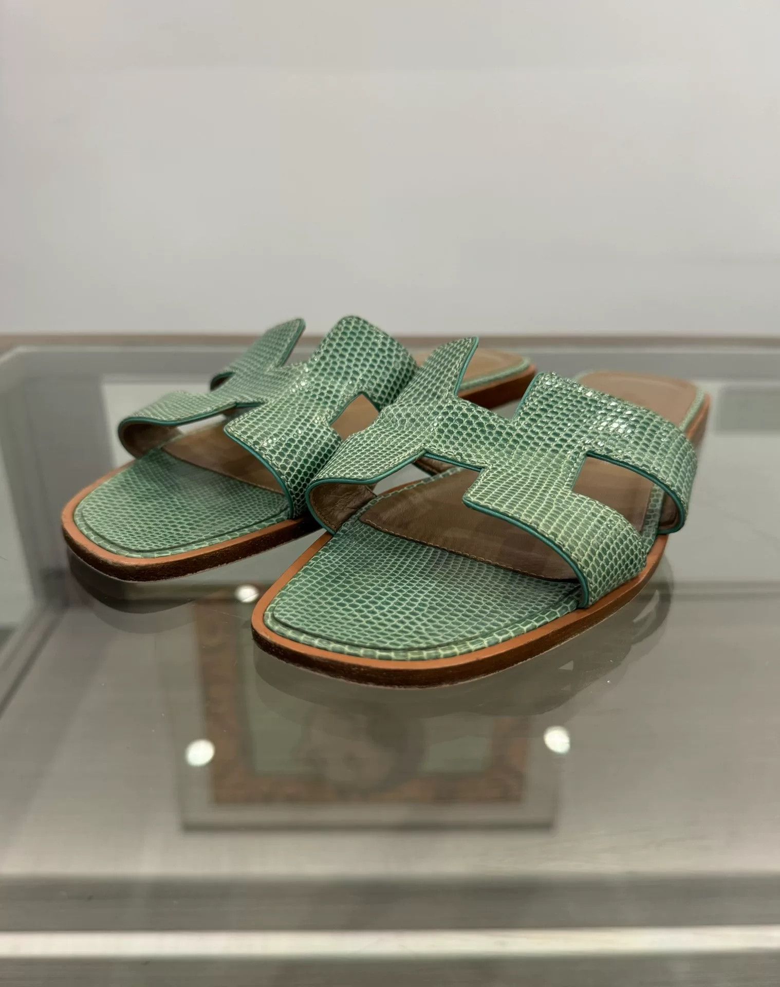 Hermes Hermes Green Lizard Skin H Women's Slippers Size US 7 / IT 37 - 1 Thumbnail