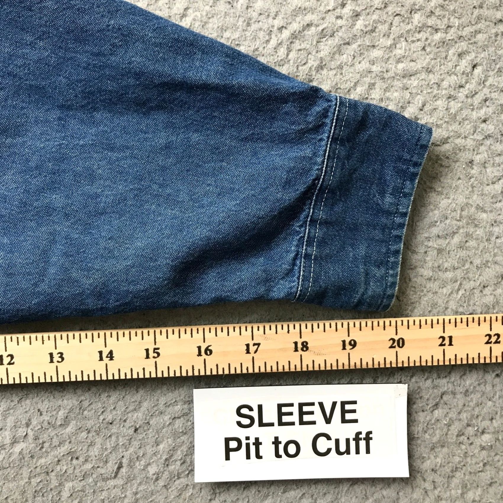 Vintage VINTAGE Bon Homme Button-Down Denim Shirt Two Tone L Mens Long Sleeve Pink Blue 90s Casual Travel Button-Up Size US L / EU 52-54 / 3 - 7 Thumbnail