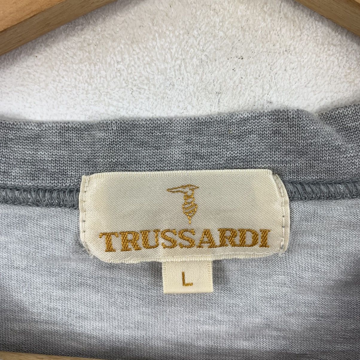Trussardi Vintage TRUSSARDI UOMO Back Hit Short Sleeve Tshirt Size US L / EU 52-54 / 3 - 6 Thumbnail