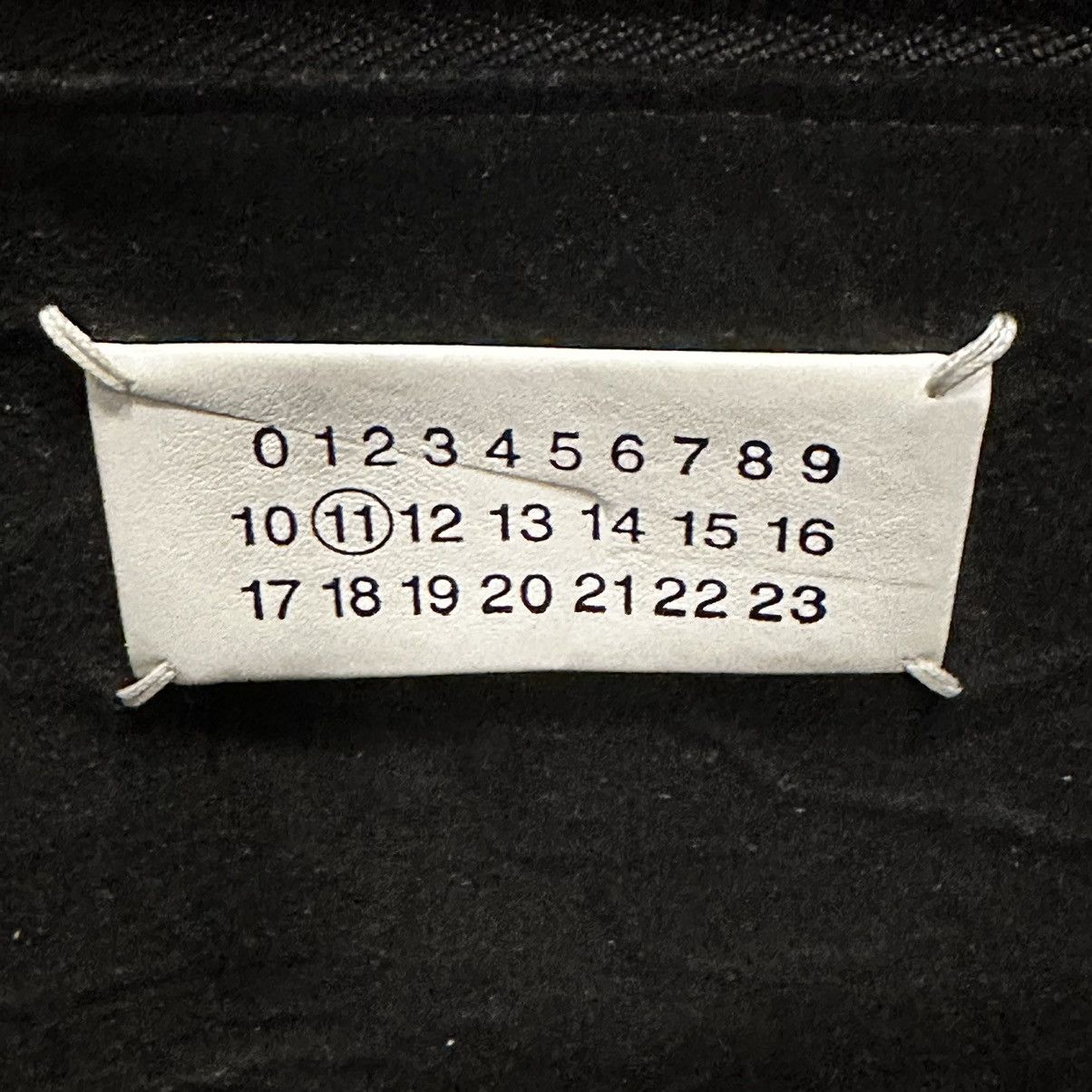 Maison Margiela Minimalism Distressed Maison Margiela Double Zip Leather Bag Size ONE SIZE - 7 Thumbnail