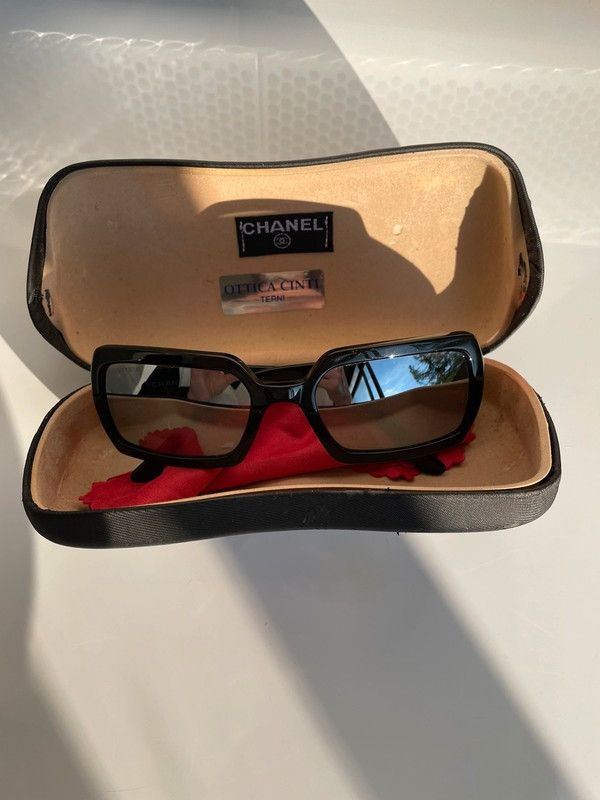 Chanel Chanel Sunglasses 5031 CC 4017 Rhinestone Logo Rimless Size ONE SIZE - 1 Thumbnail