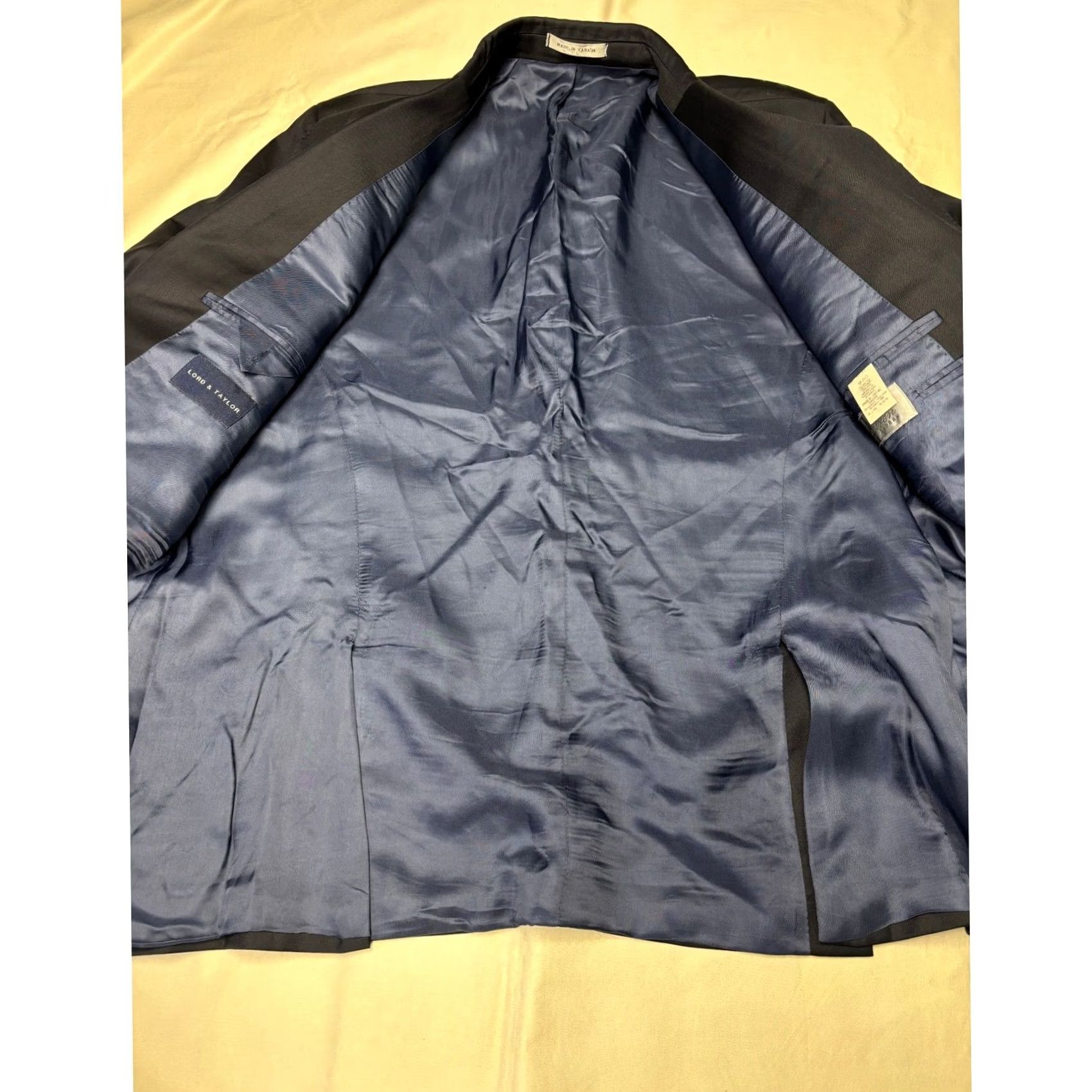Ralph Lauren Lauren Ralph Lauren Navy Blue Blazer Wool Blend 44R Three-Button Notch Lapel Gold Buttons Single-Breasted Mens Jacket Coat Regular Fit Vintage No Size 44R - 5 Thumbnail