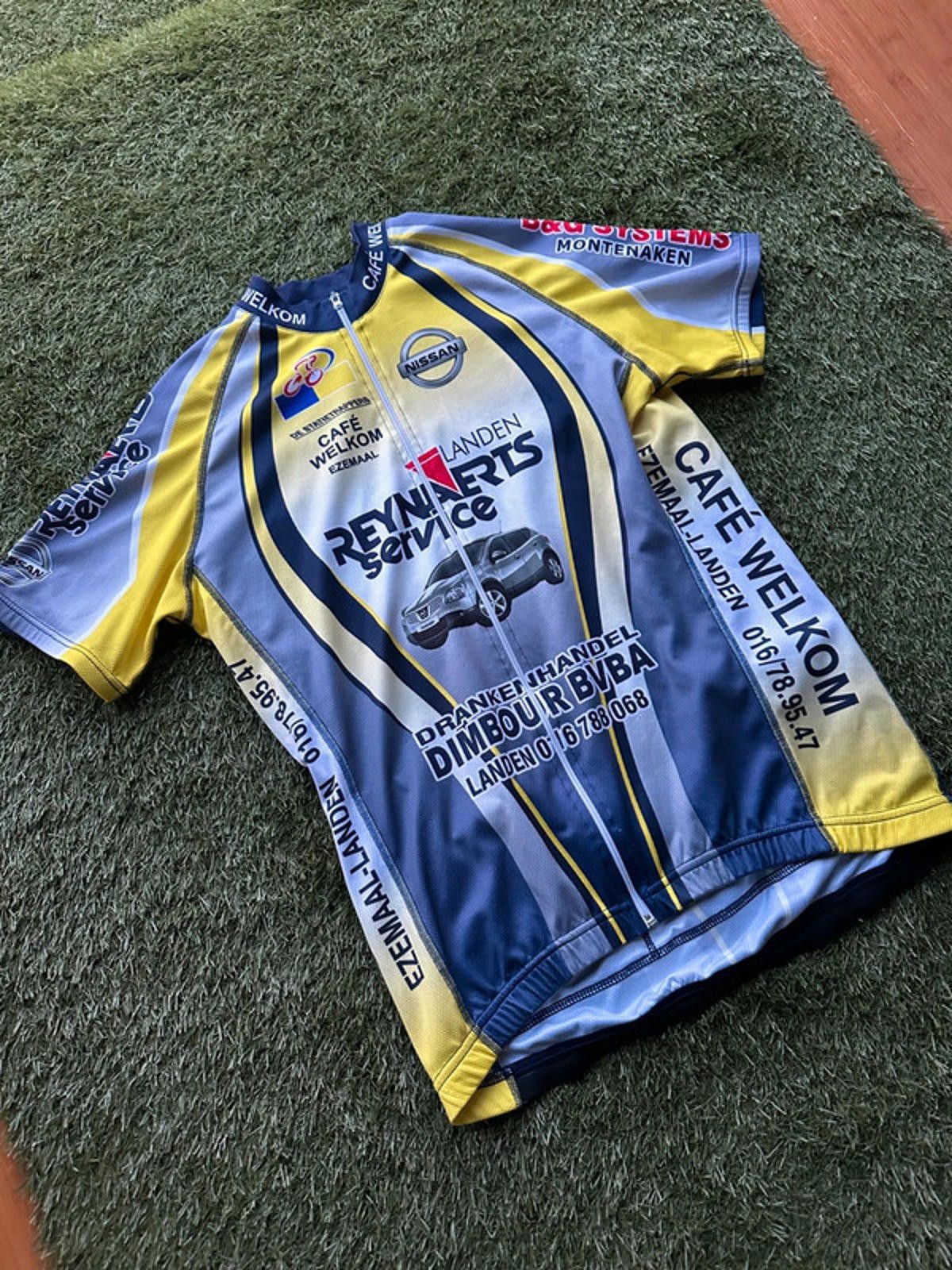 Guest in Residence Vintage Cycling Top Heavily Branded Size US L / EU 52-54 / 3 - 1 Thumbnail