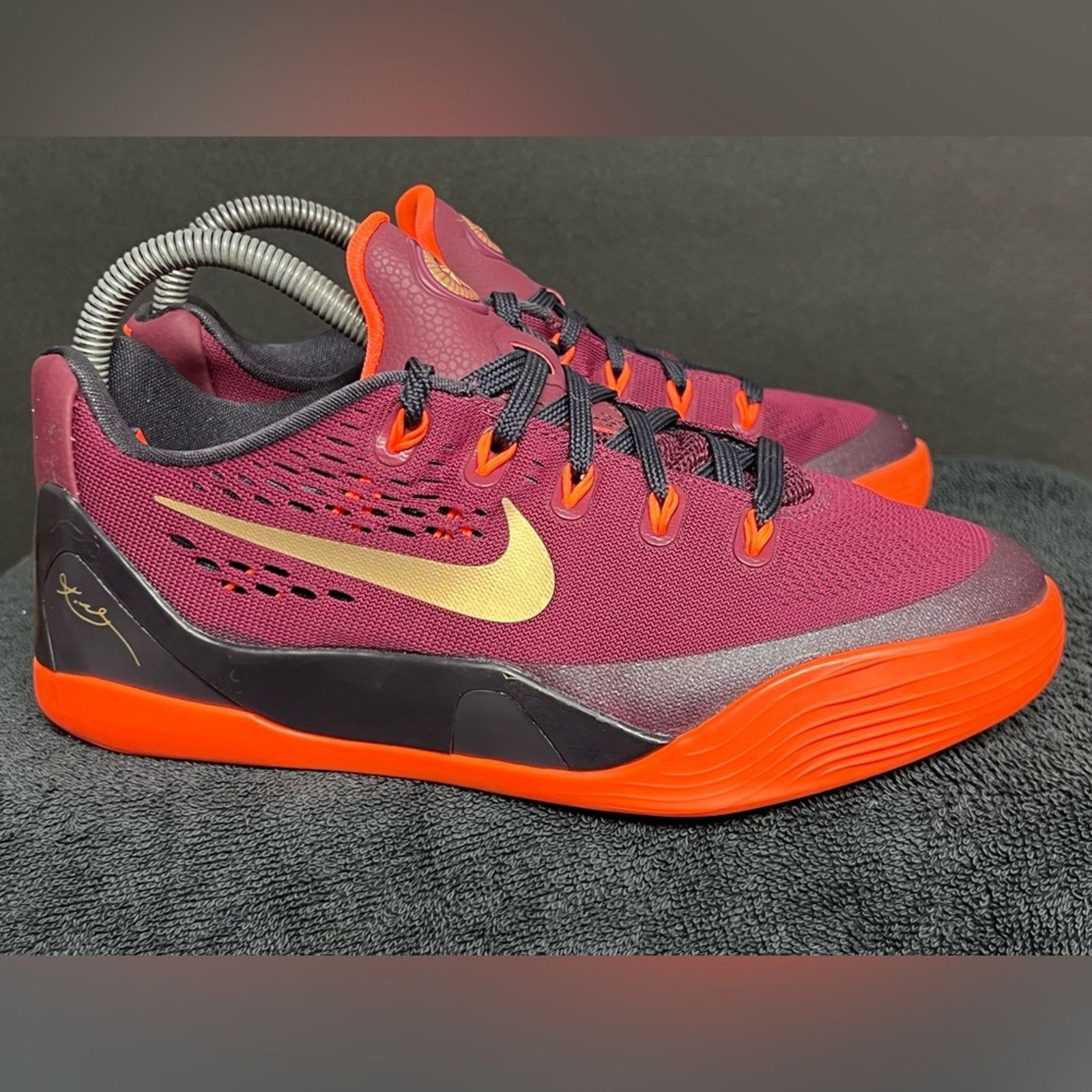 Nike Nike Kobe 9 IX Burgundy Gold Crimson GS 4.5Y Mamba Shoes Size US 6 / IT 36 - 2 Thumbnail