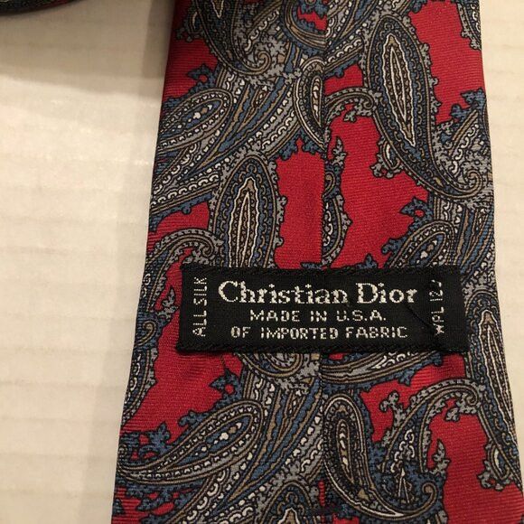 Christian Dior Monsieur Christian Dior men's new red silk tie 3 1/4" X 55" Size ONE SIZE - 2 Thumbnail