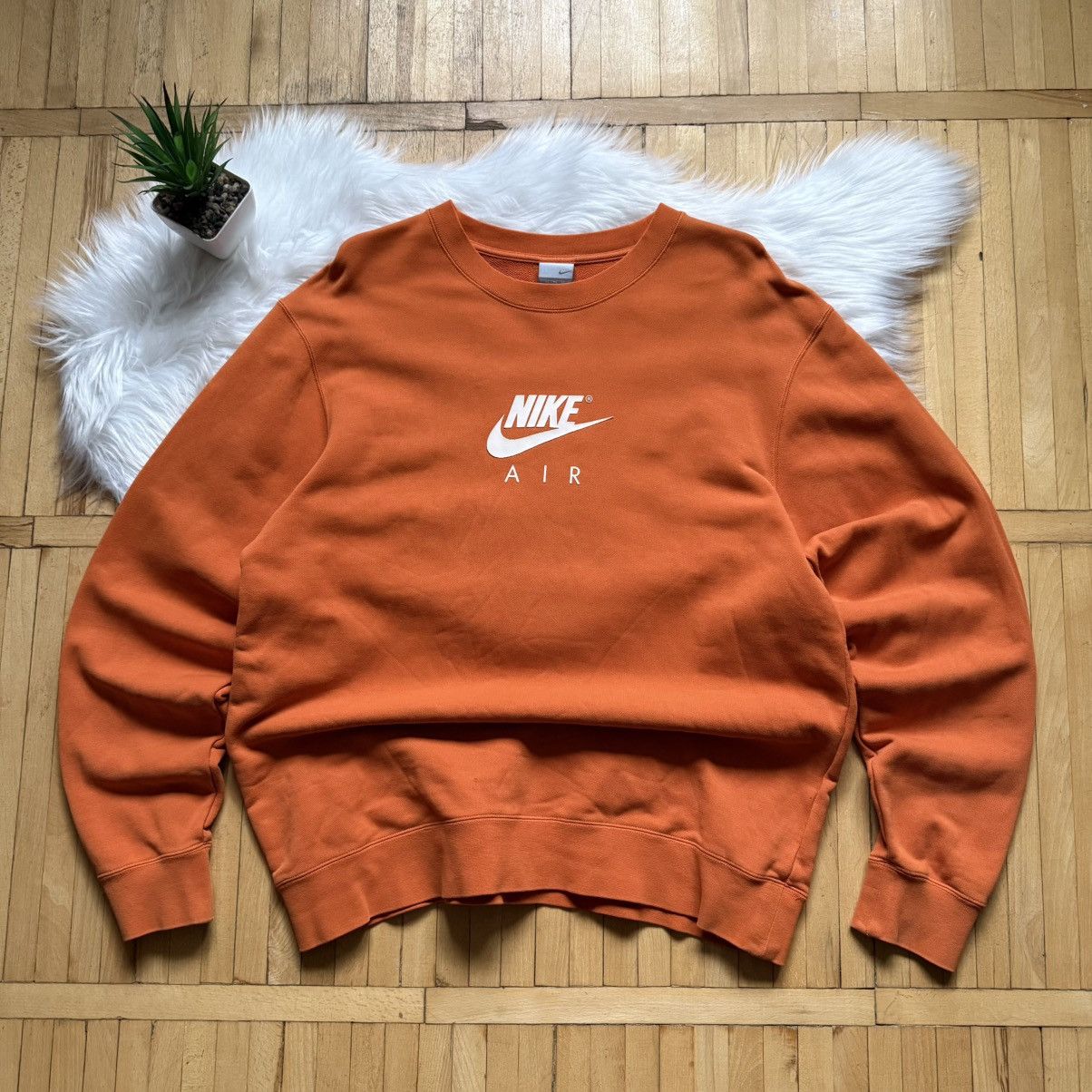 Nike 📌 Vintage Nike Air Max 90s Sweatshirt Center Logo Swoosh TN Size US XL / EU 56 / 4 - 1 Thumbnail